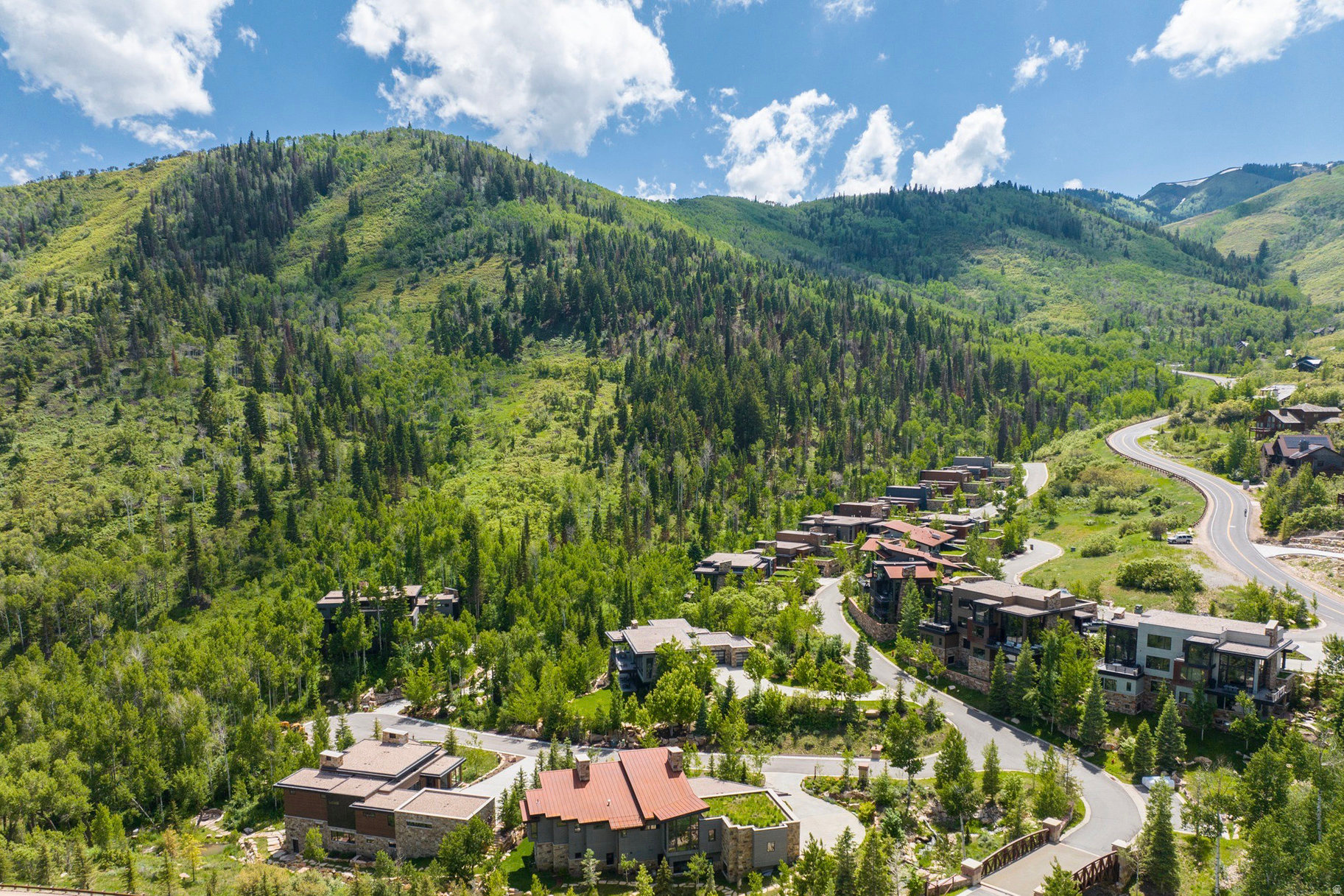 ENCLAVE AT SUN CANYON - Residential