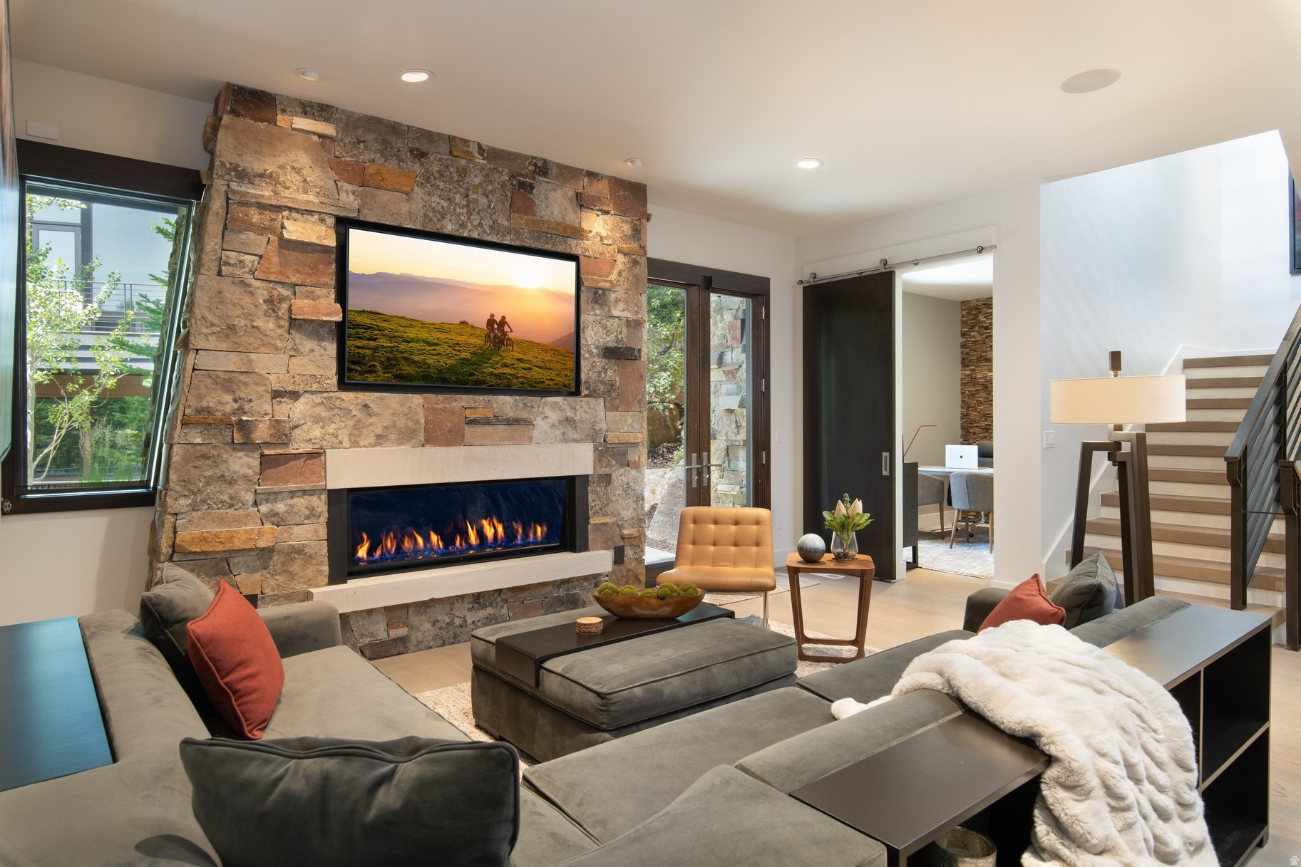 ENCLAVE AT SUN CANYON - Residential