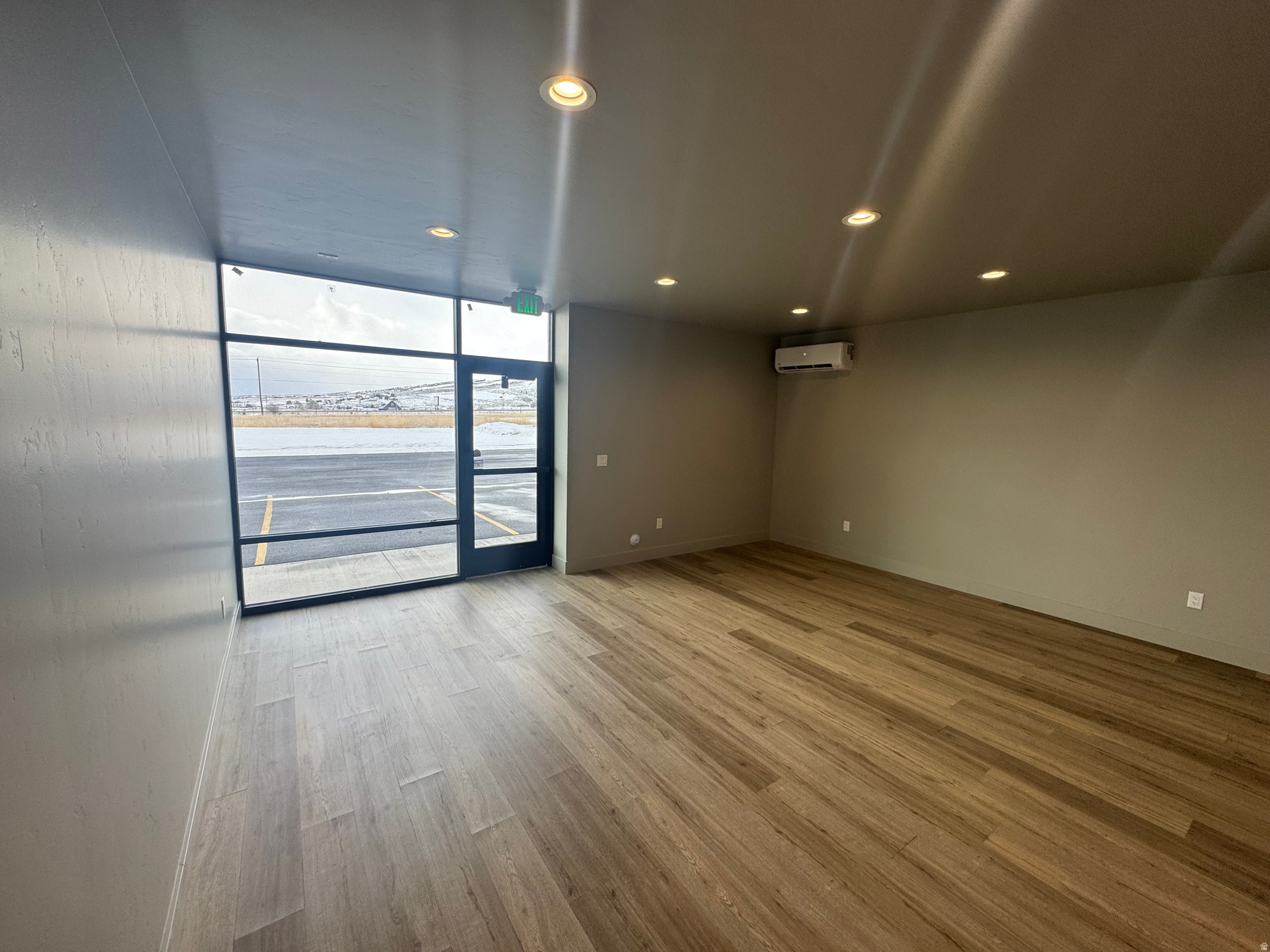 LAKE SHORE SUB - Commercial Sale