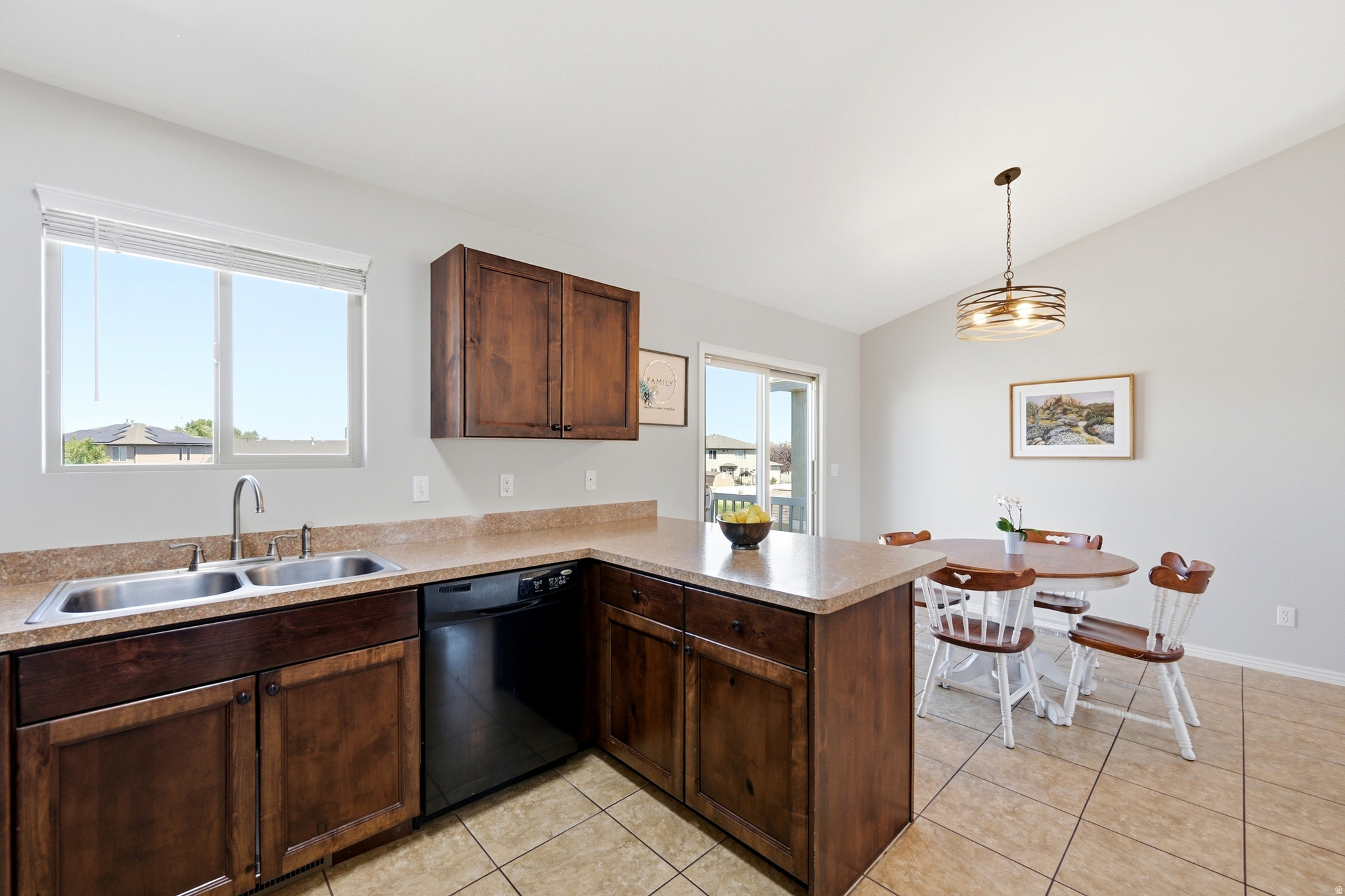 CANTERBURY CROSSING - Residential