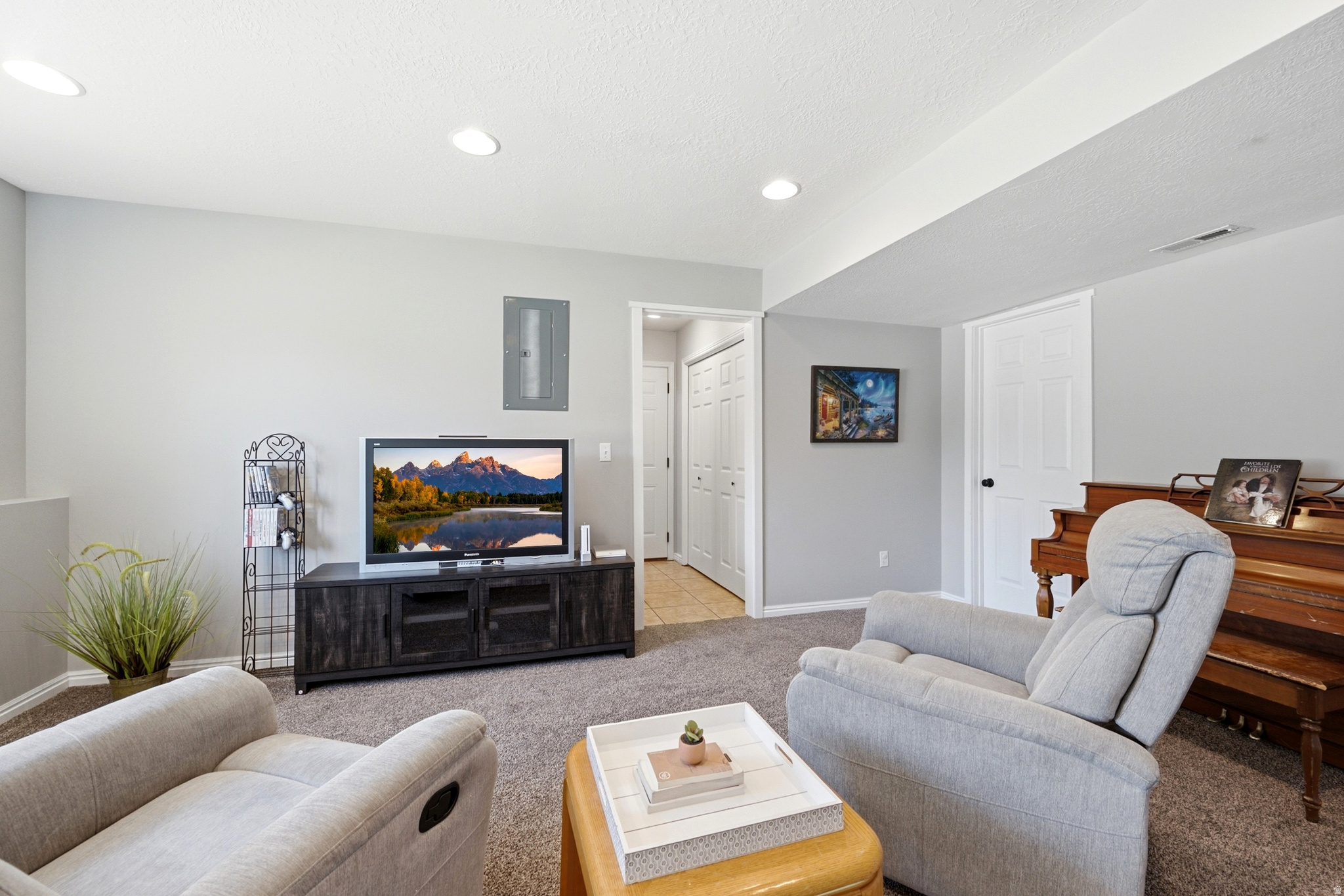 CANTERBURY CROSSING - Residential