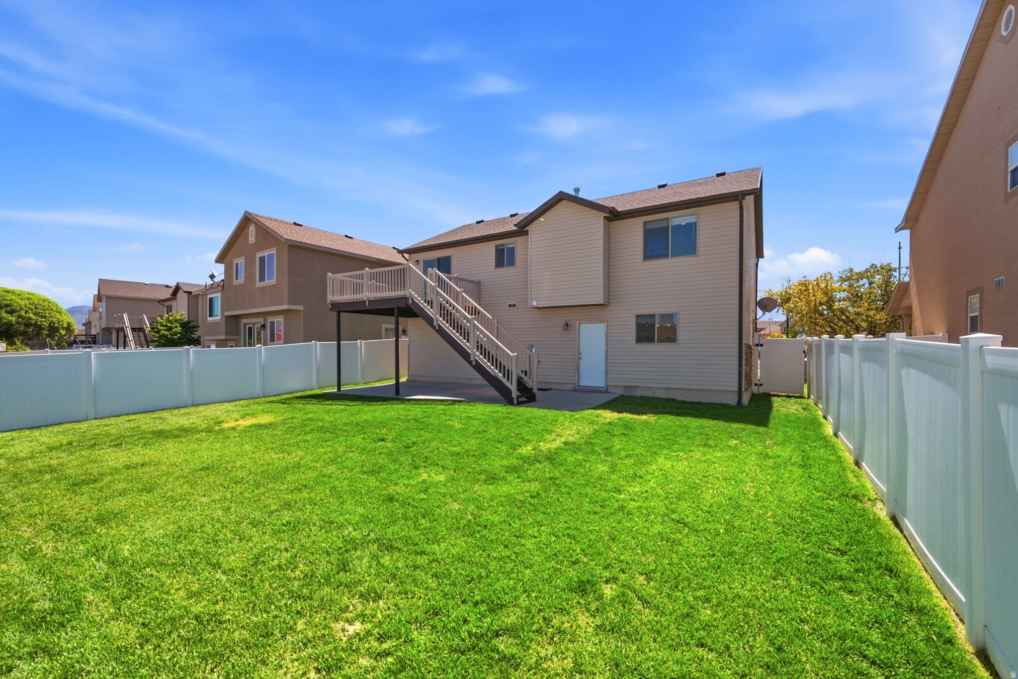 CANTERBURY CROSSING - Residential