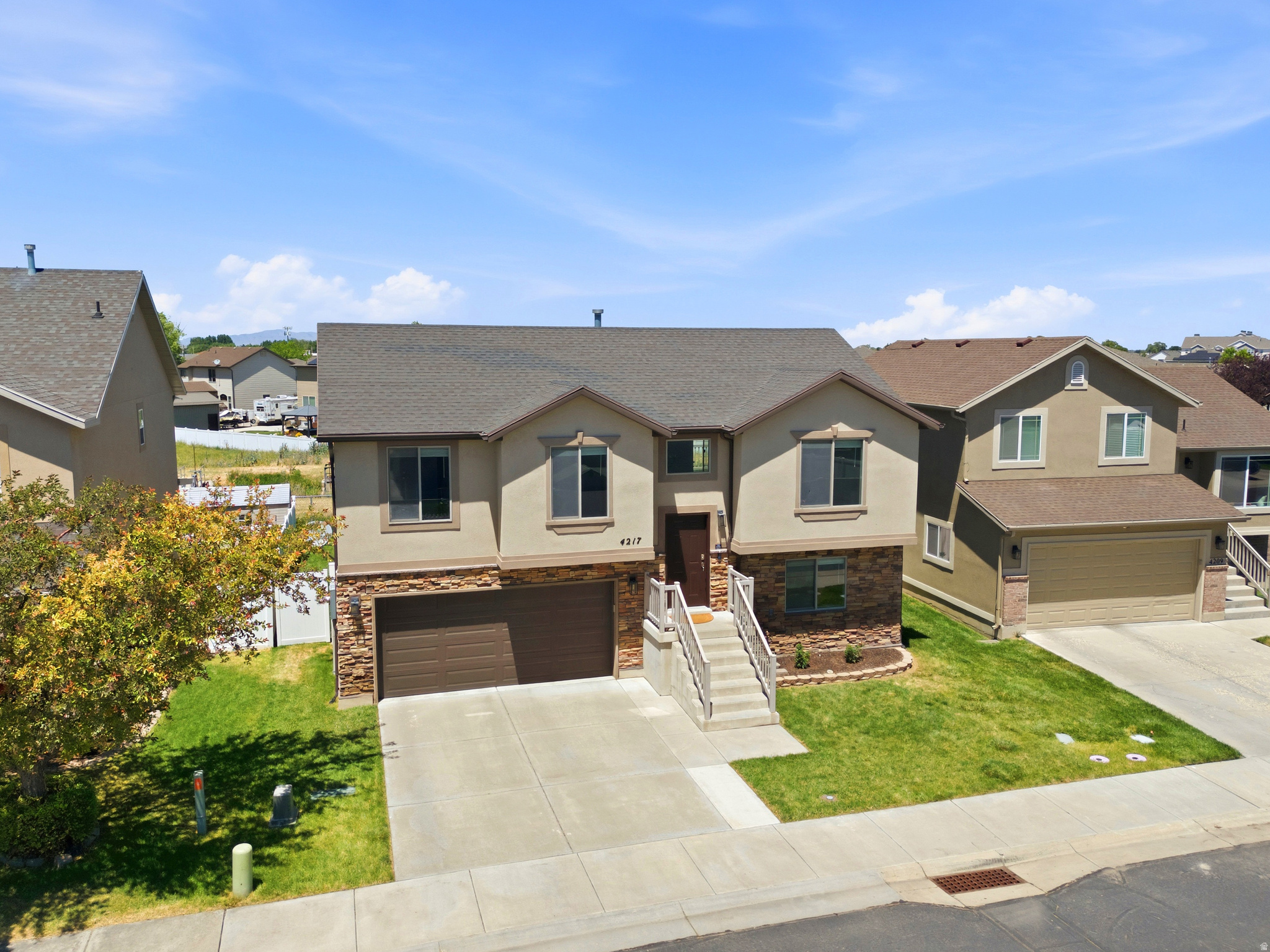 CANTERBURY CROSSING - Residential