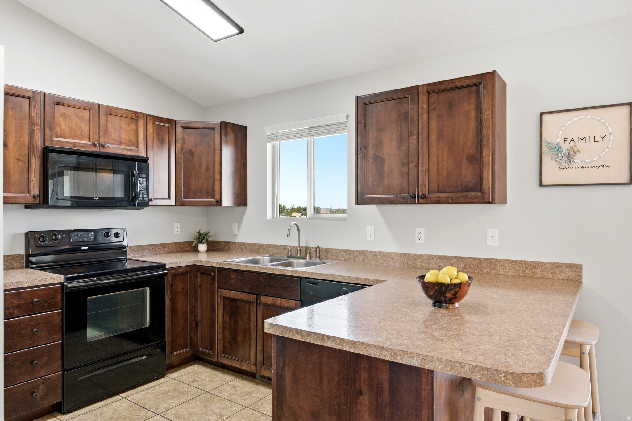 CANTERBURY CROSSING - Residential