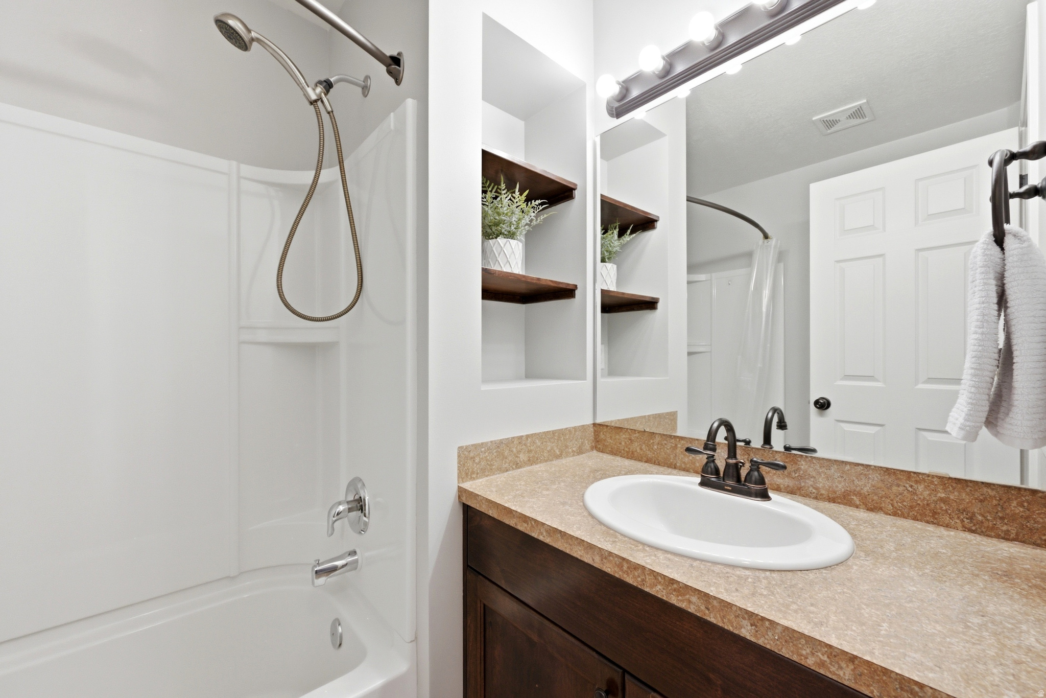CANTERBURY CROSSING - Residential