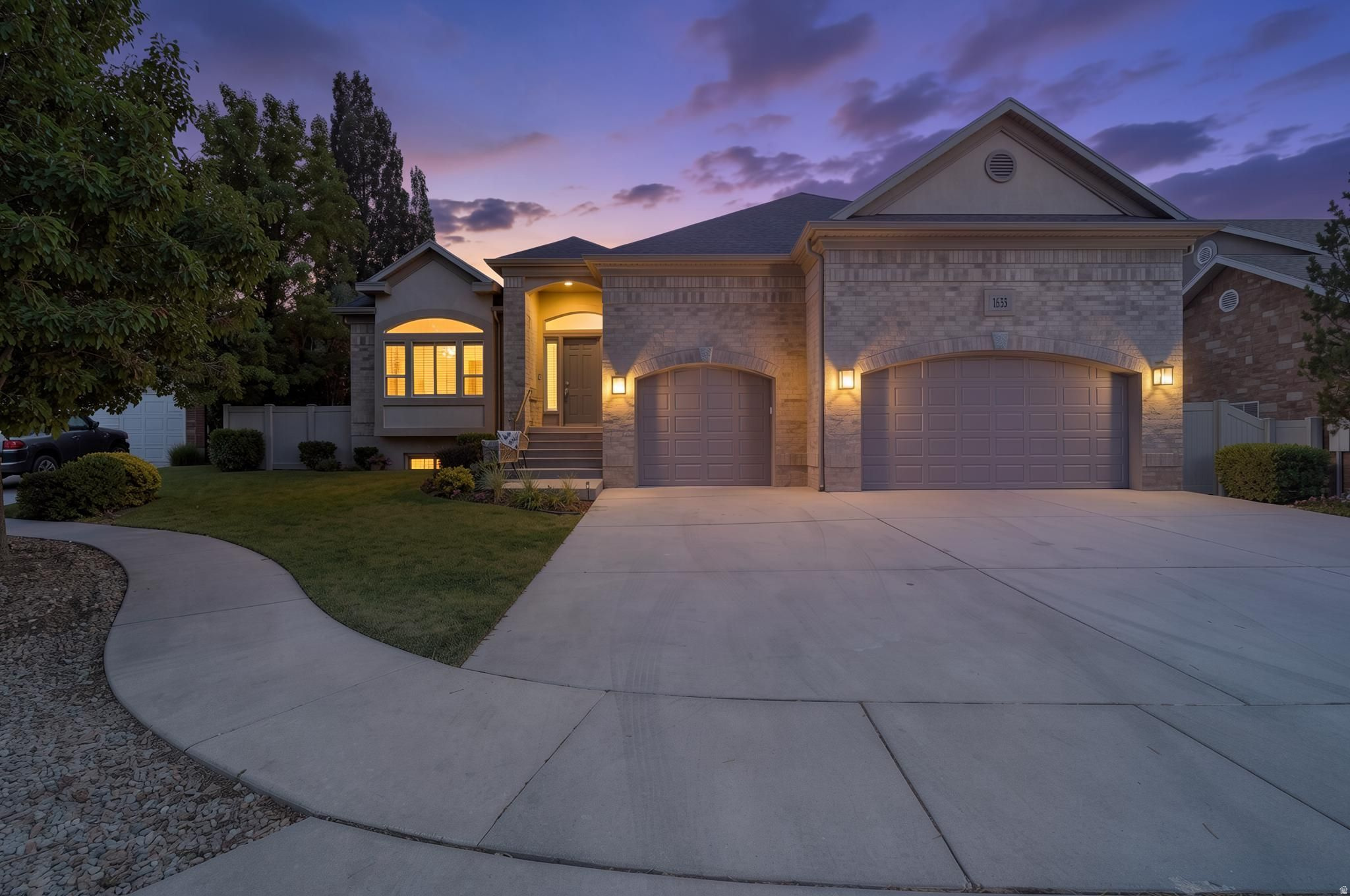 SUNRISE VALLEY - Residential