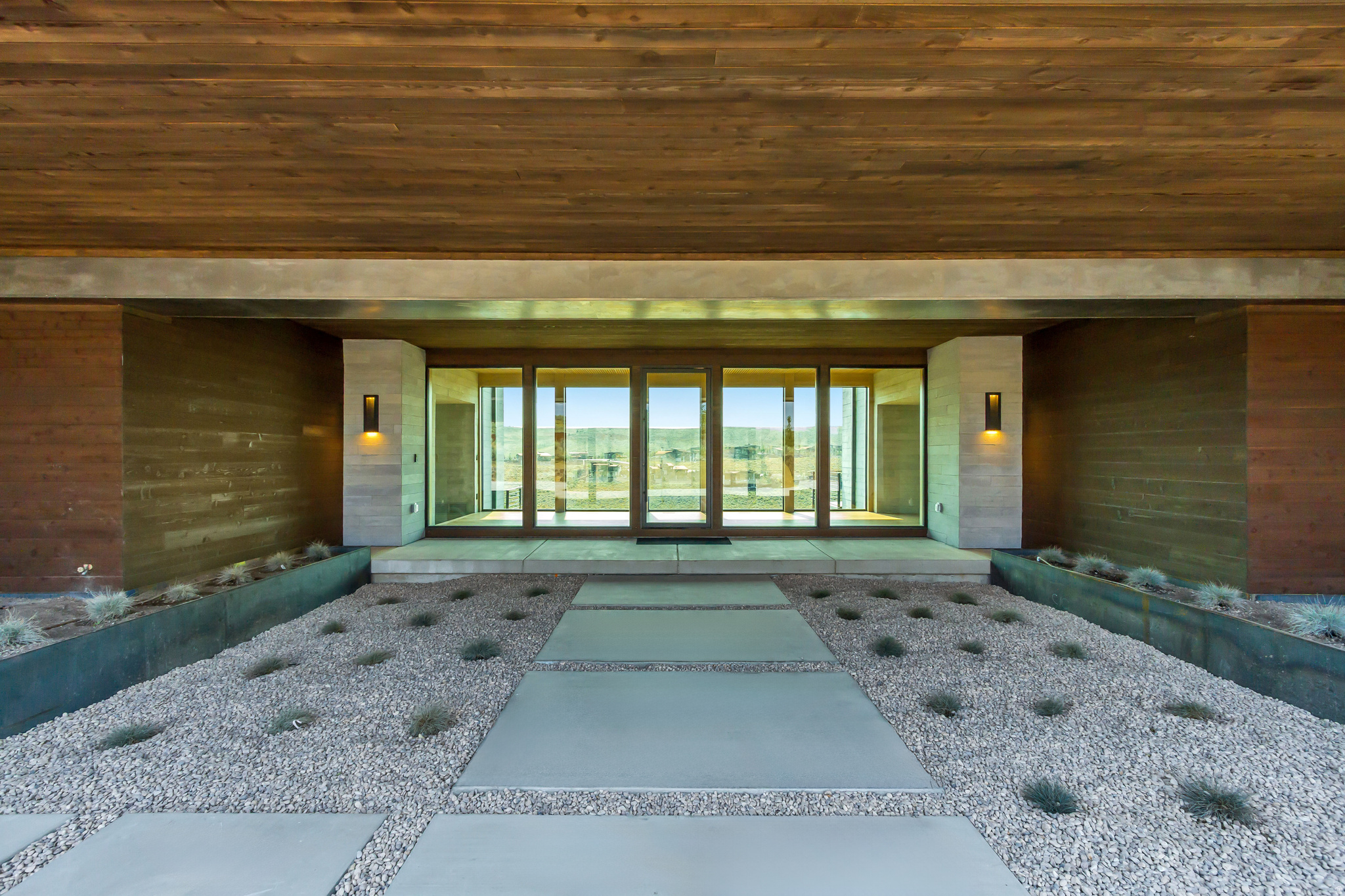 PROMONTORY PAINTED SHORES - Residential