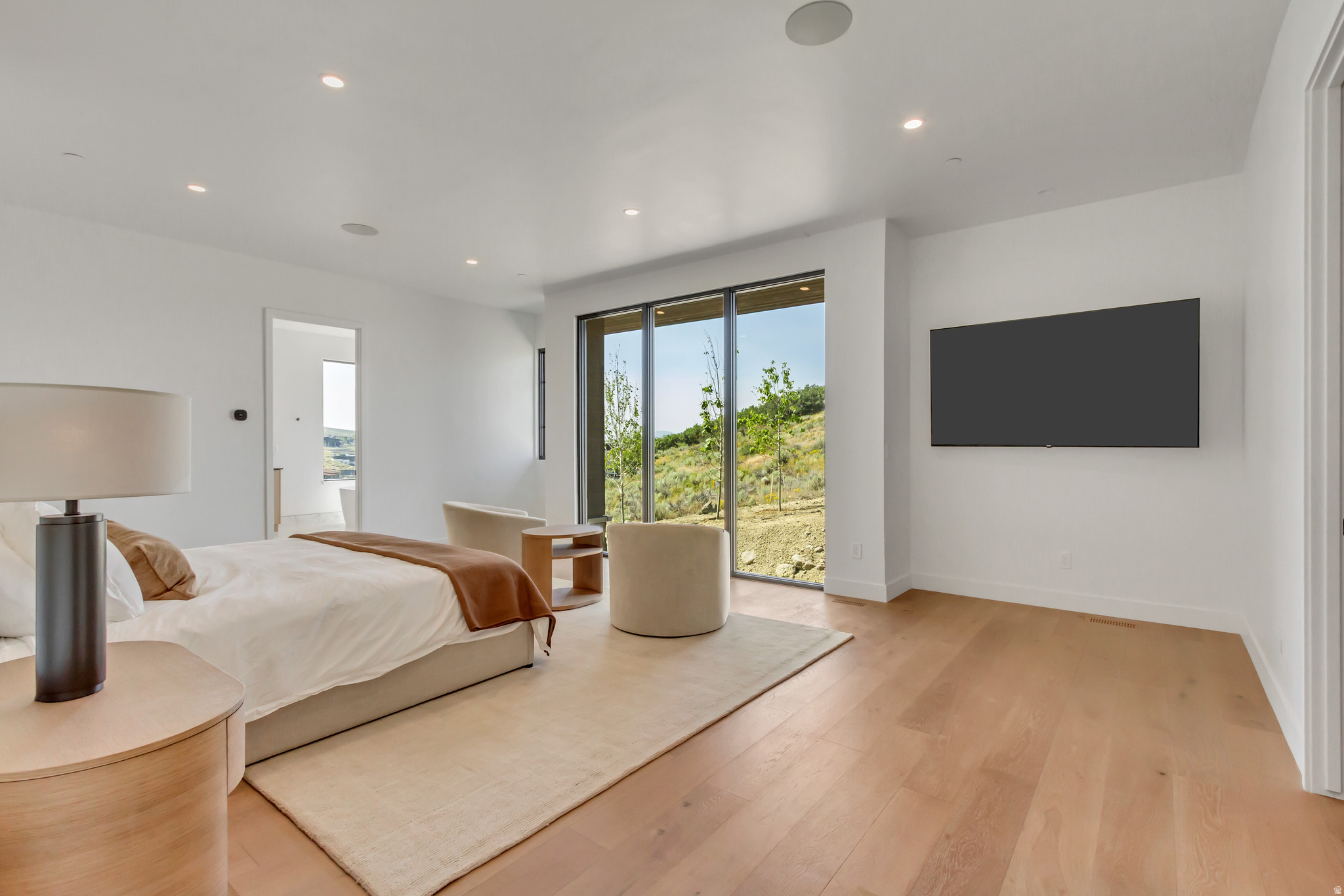 PROMONTORY PAINTED SHORES - Residential