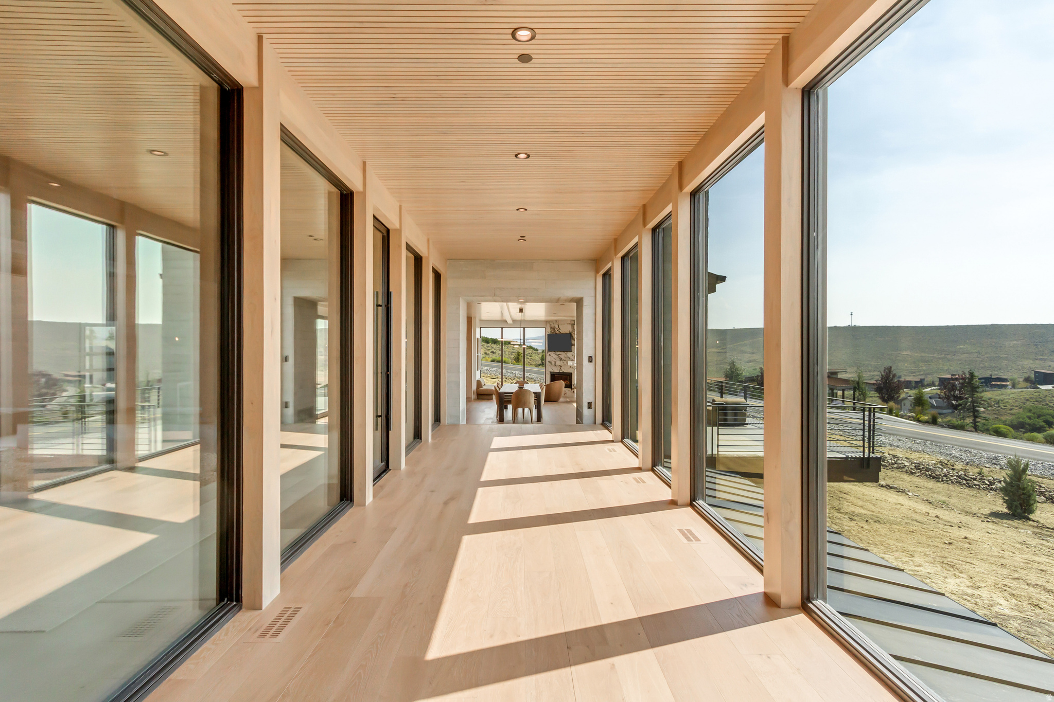 PROMONTORY PAINTED SHORES - Residential