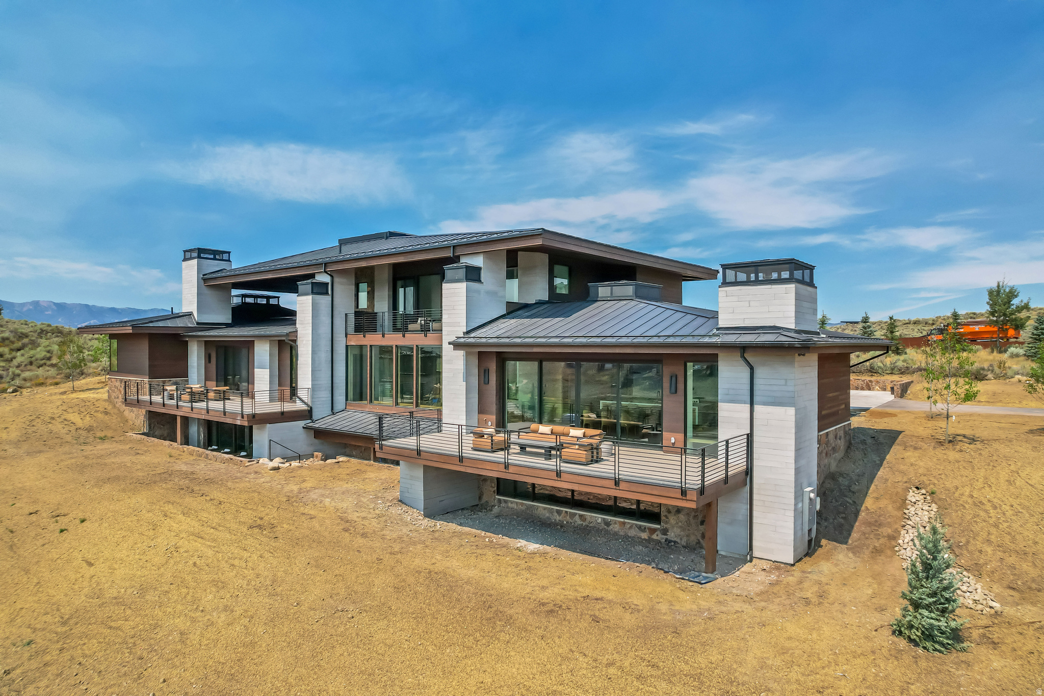 PROMONTORY PAINTED SHORES - Residential