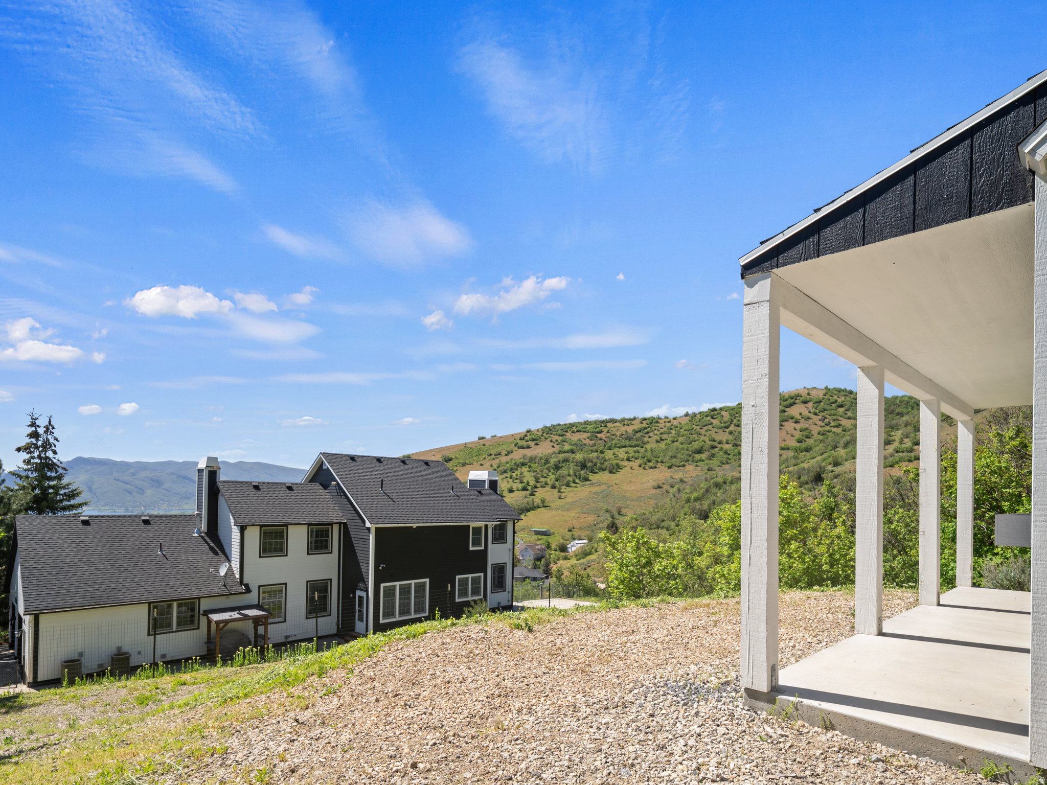 GREEN HILL COUNTRY - Residential