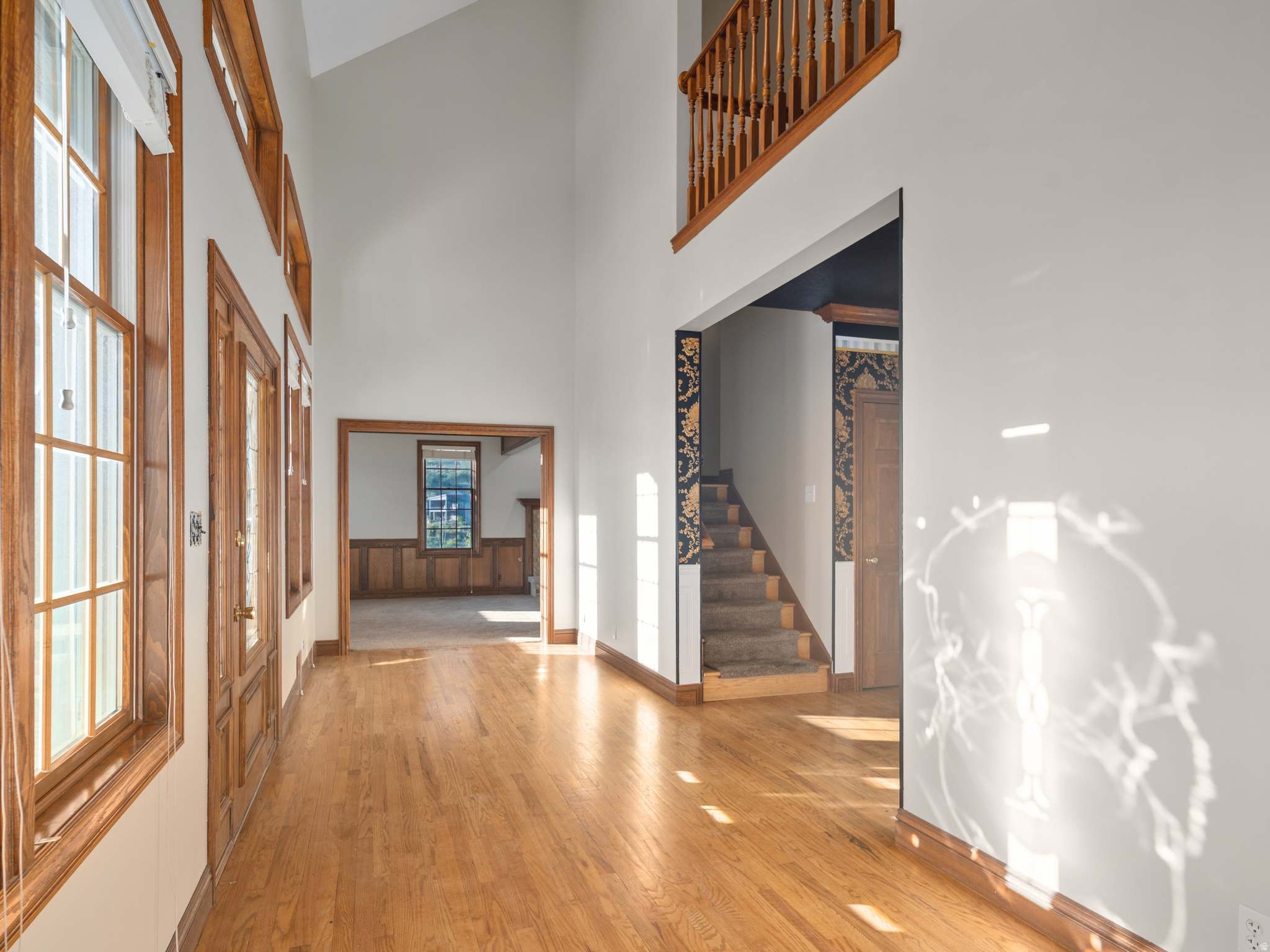 GREEN HILL COUNTRY - Residential