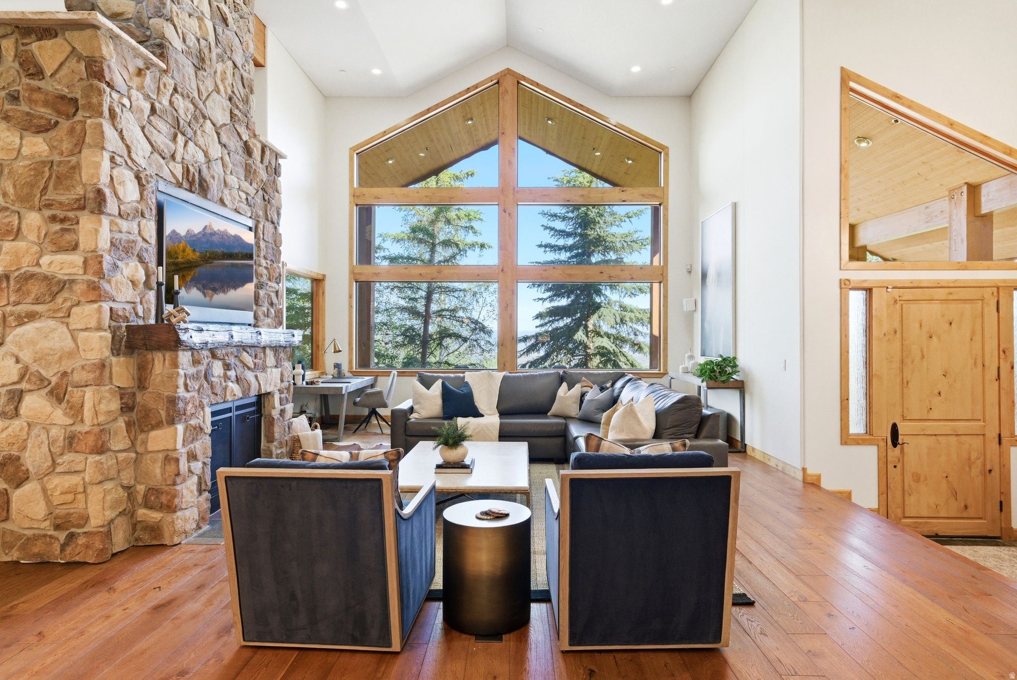 OAKS AT DEER VALLEY - Residential