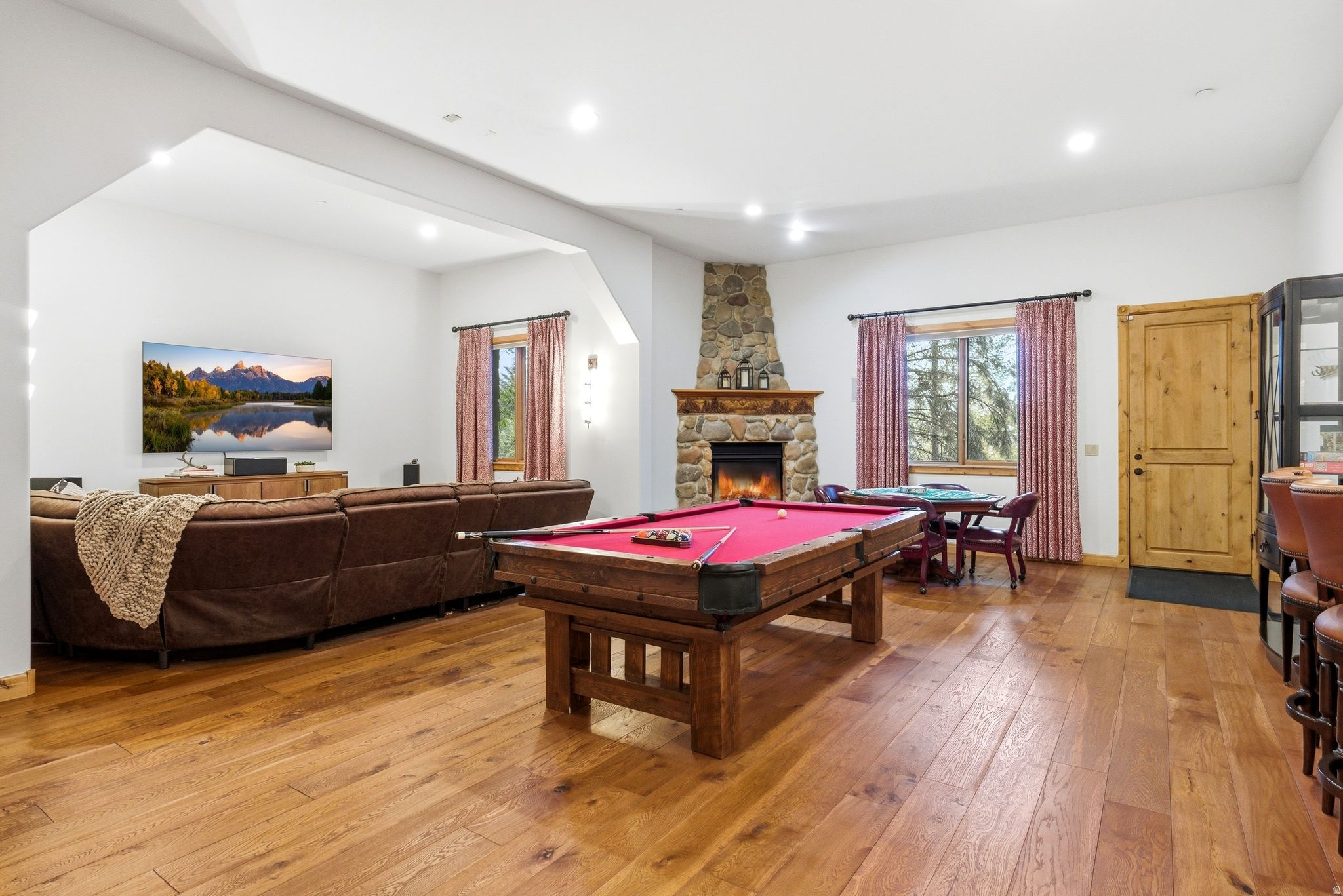 OAKS AT DEER VALLEY - Residential