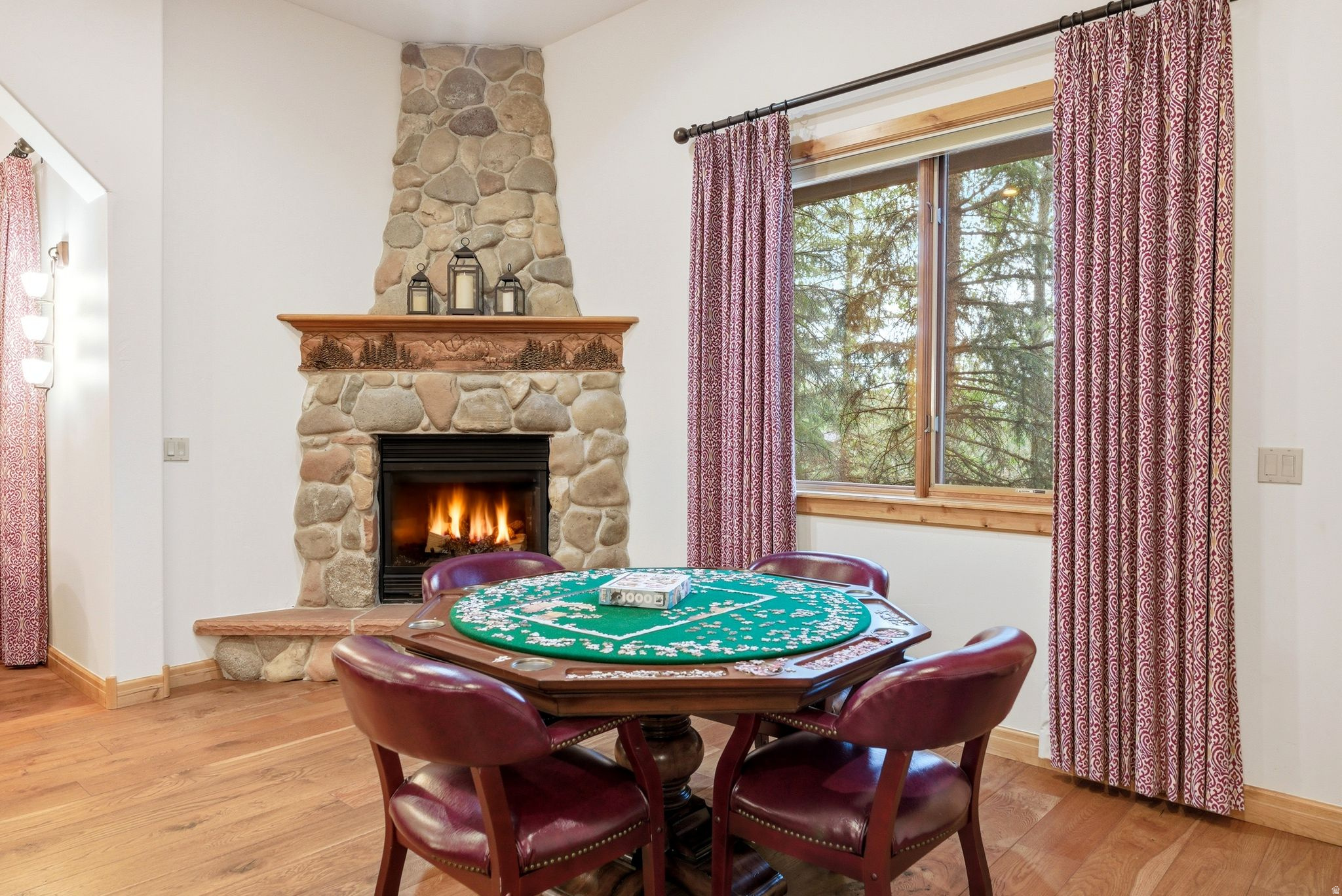 OAKS AT DEER VALLEY - Residential