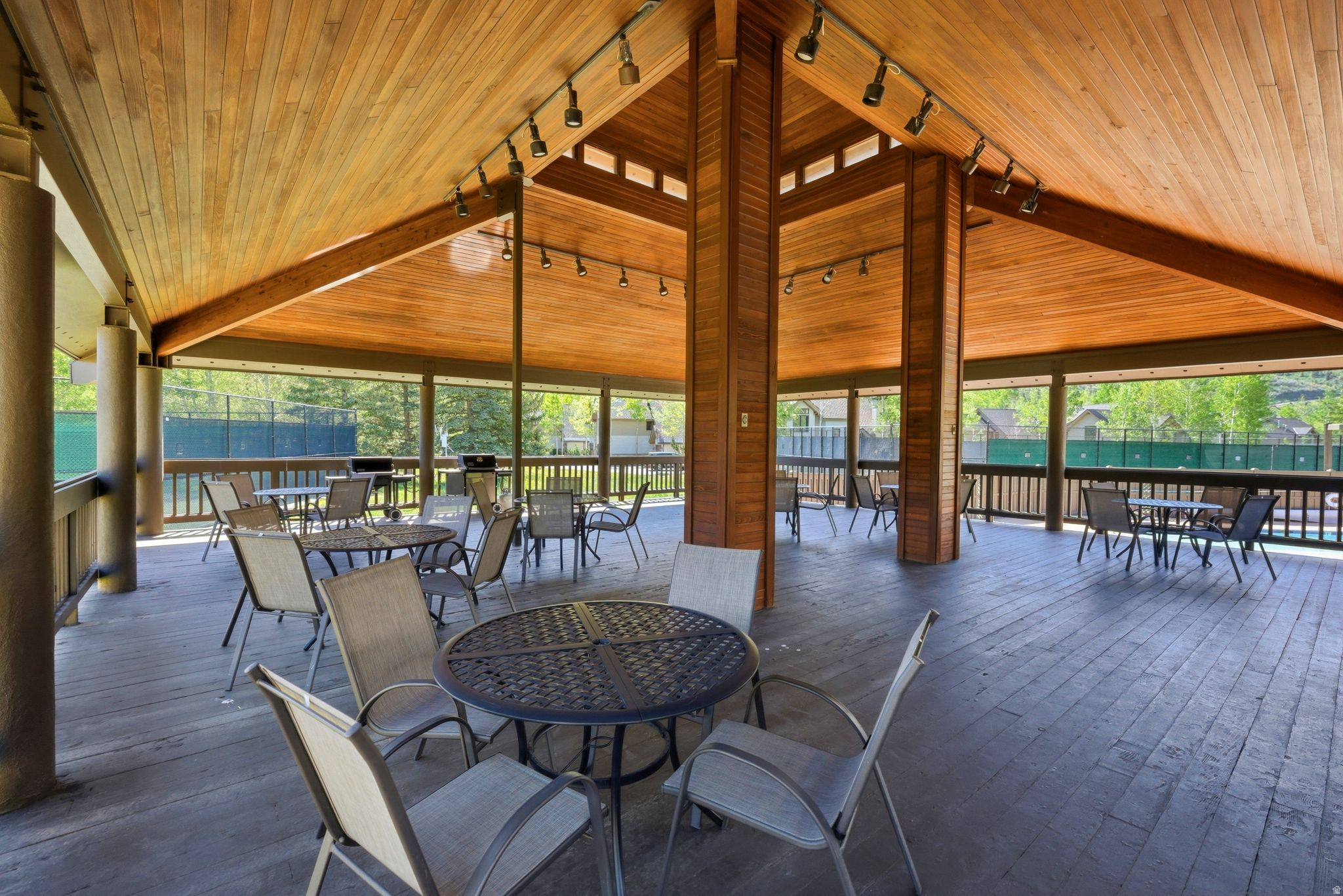 OAKS AT DEER VALLEY - Residential