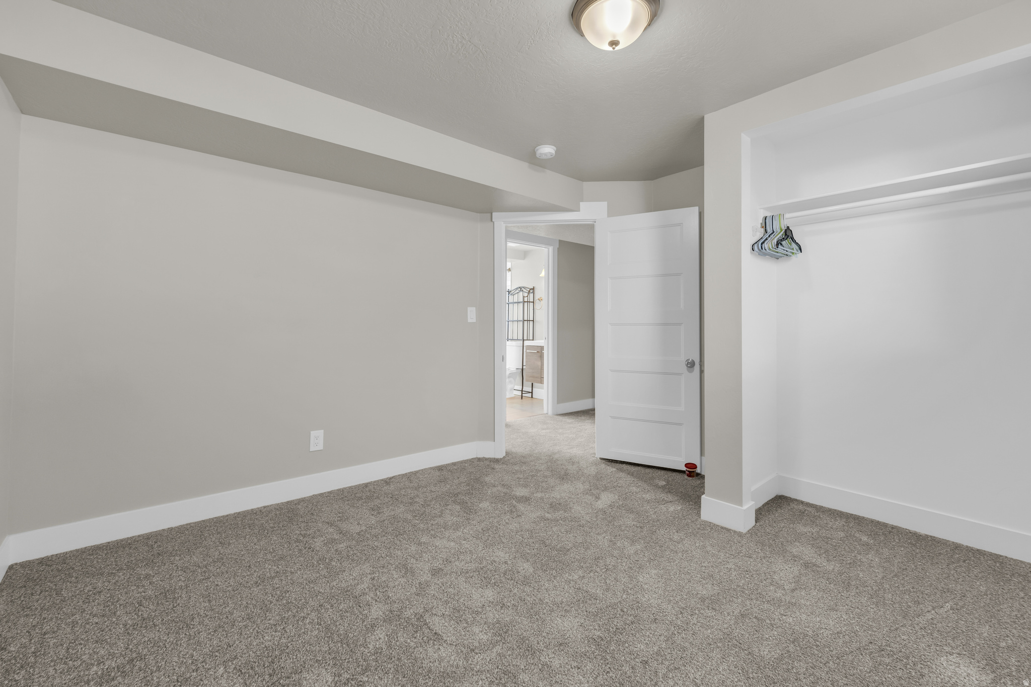 WESTVIEW TER - Residential