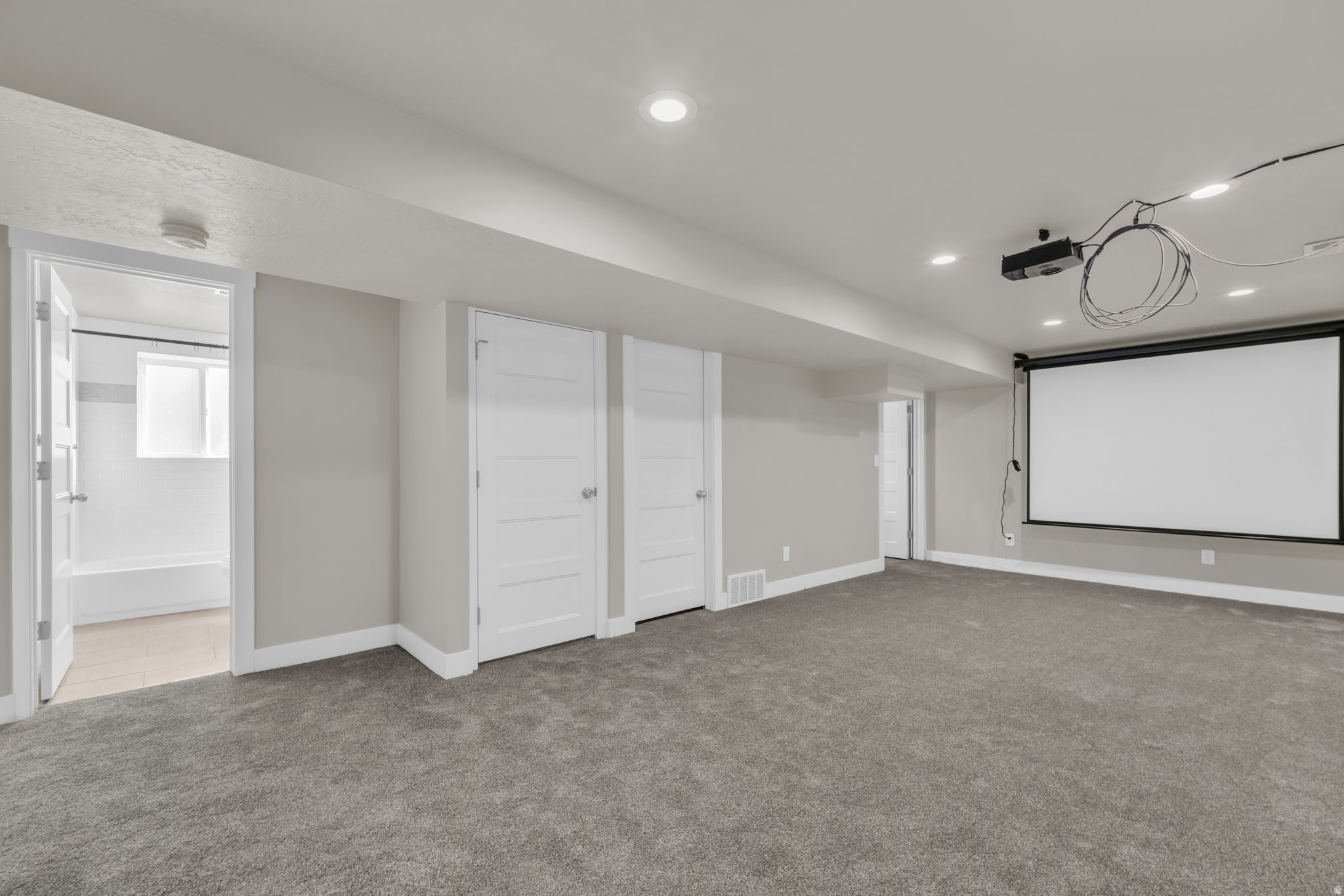 WESTVIEW TER - Residential