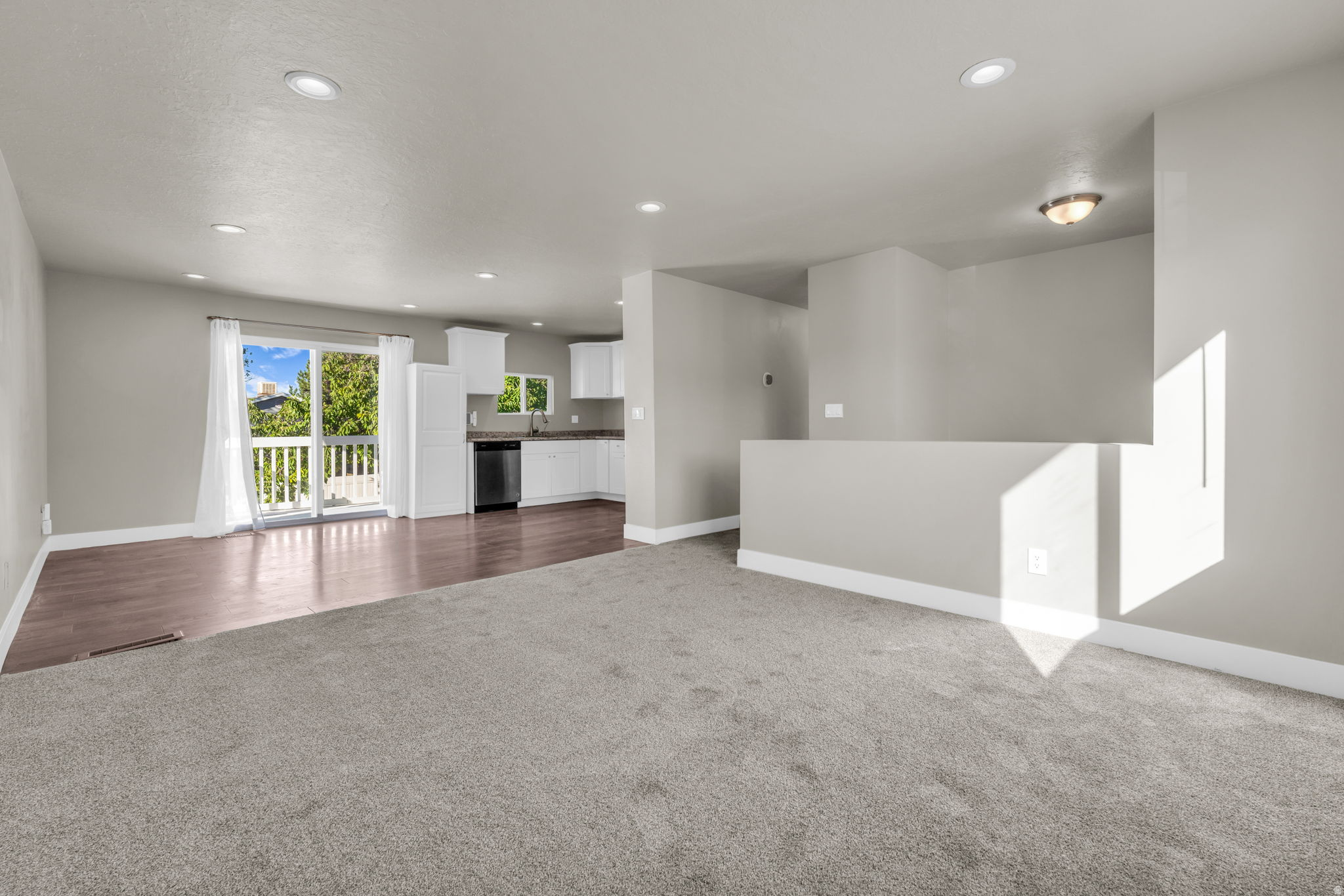 WESTVIEW TER - Residential