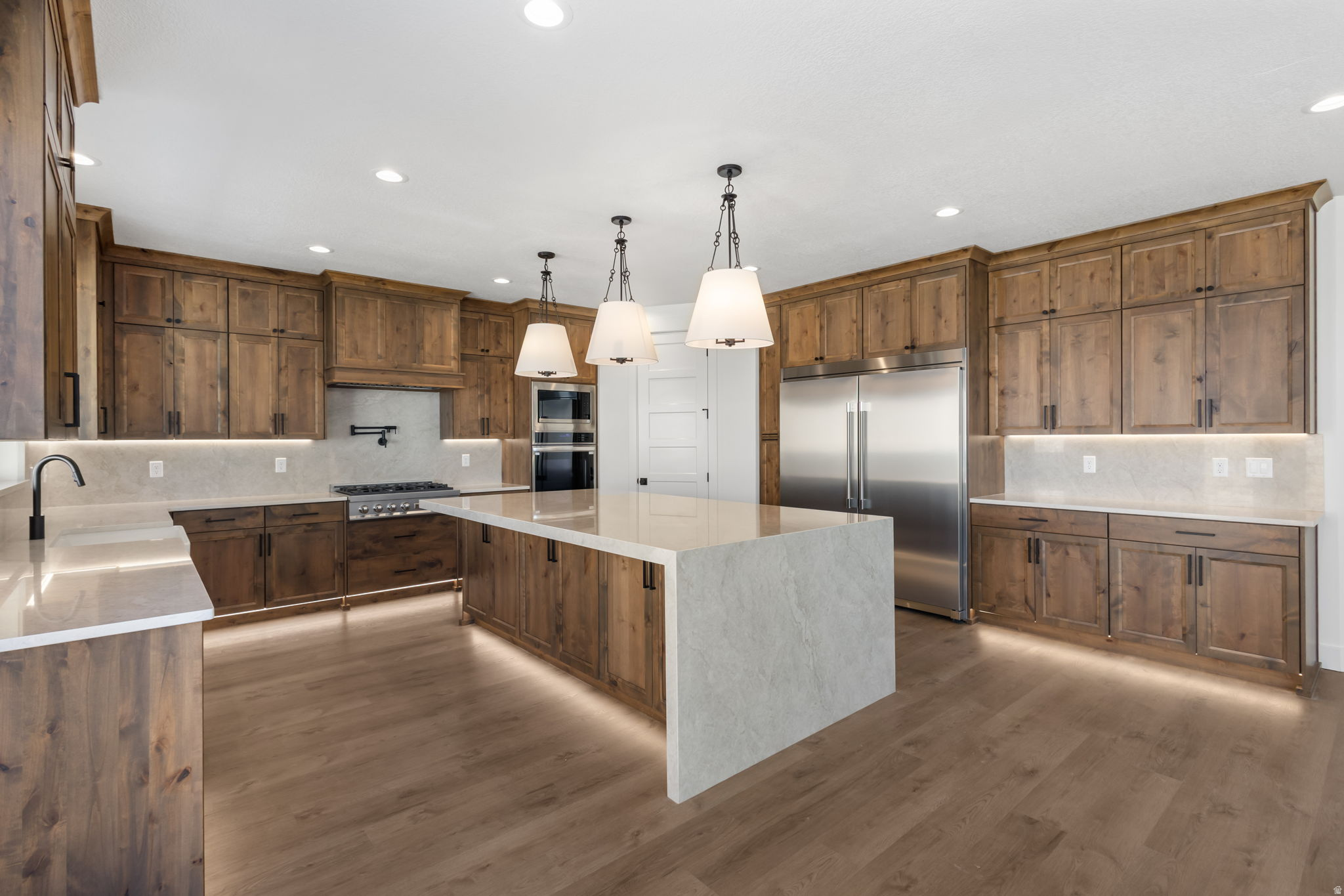 NORTHVIEW ESTATES - Residential