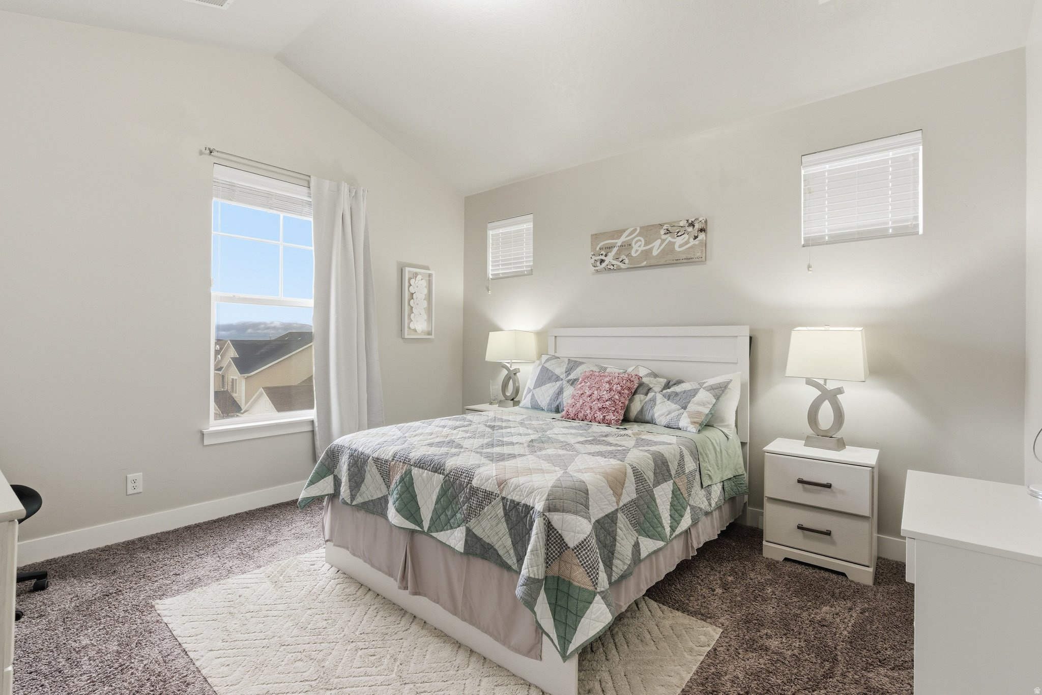 HORIZON HEIGHTS - Residential