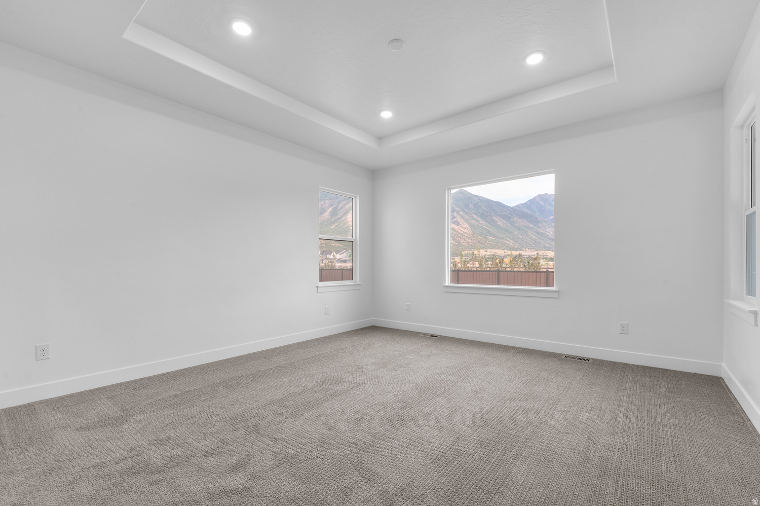 VIRIDIAN - Residential