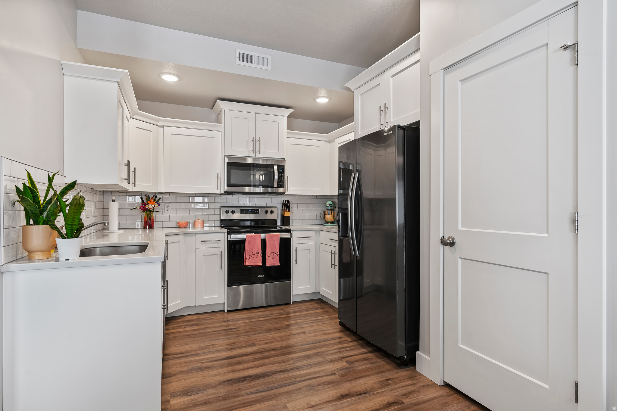 SYCAMORE PLACE - Residential