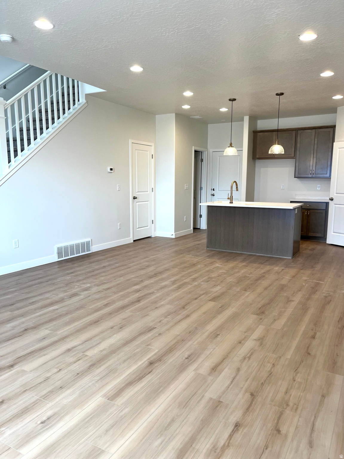 SKY RANCH LEGACY - Residential