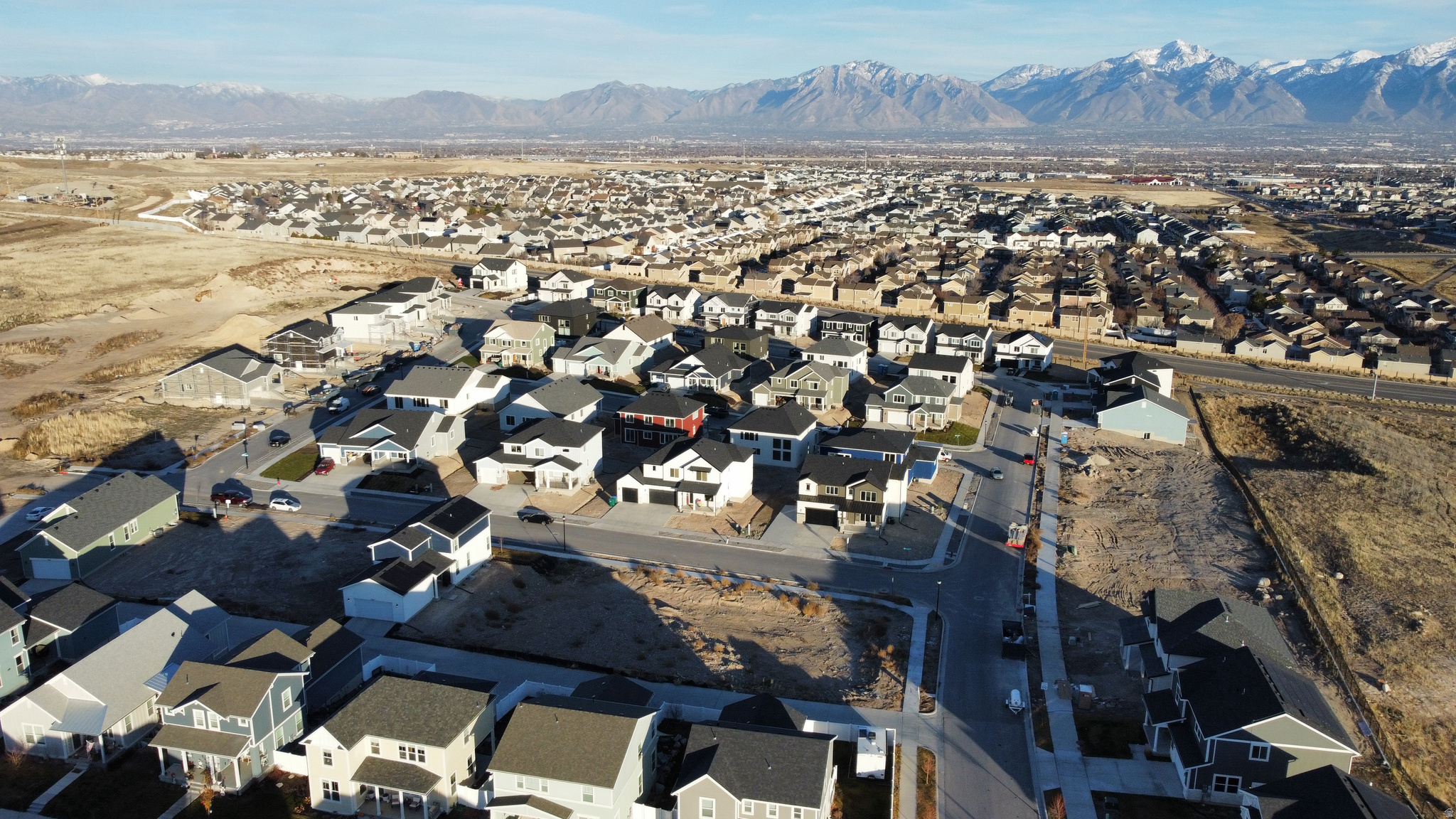 OQUIRRH WEST PHASE 3 - Residential