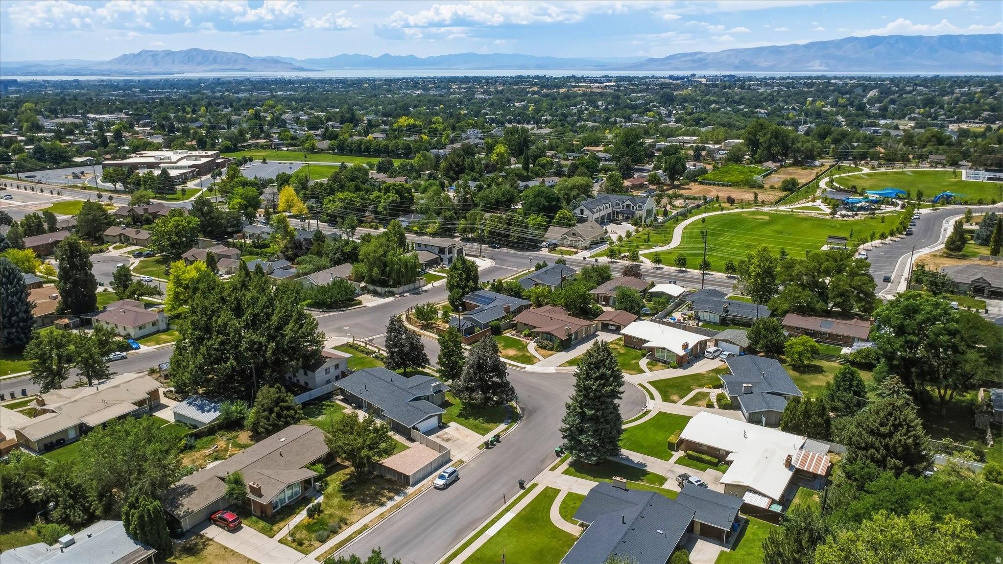 VALLI-HI - Residential