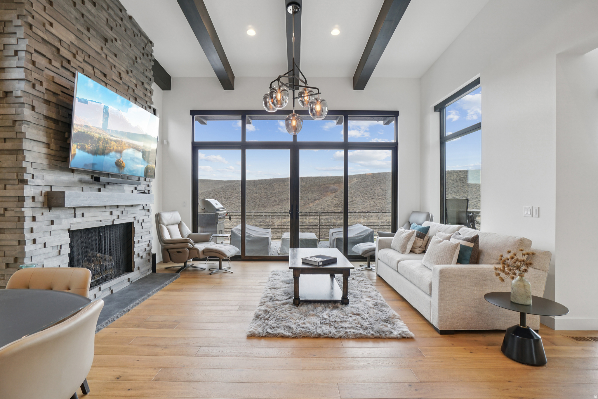 VILLAS AT PAINTED VALLEY - Residential