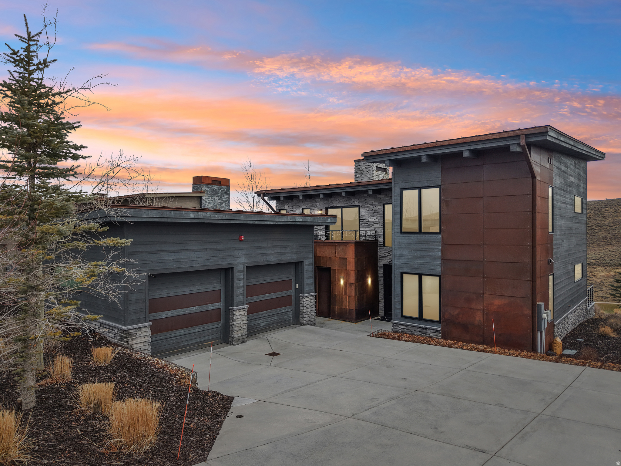 VILLAS AT PAINTED VALLEY - Residential