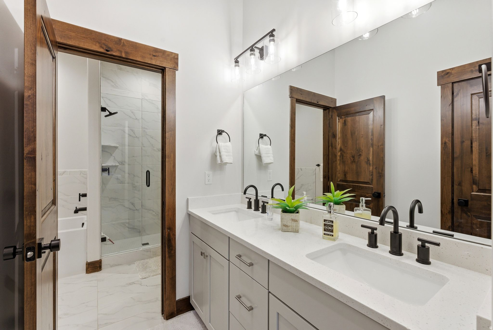 BLACK ROCK RIDGE - Residential