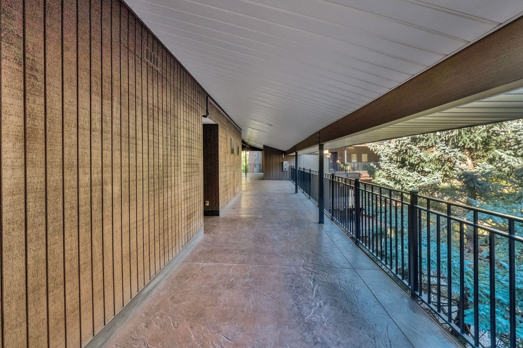 OAKWOOD GARDENS - Residential