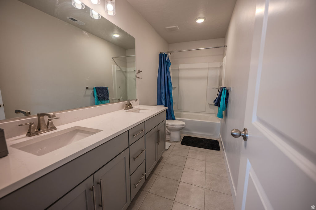 MEADOWS AT LAKESIDE - Residential