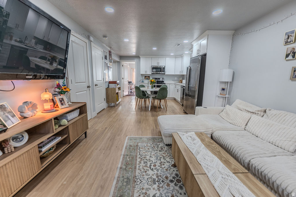 MEADOWS AT LAKESIDE - Residential