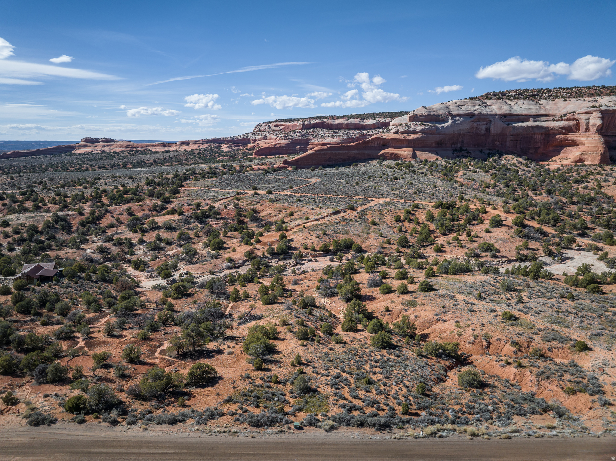 WILSON ARCH RESORT - Land