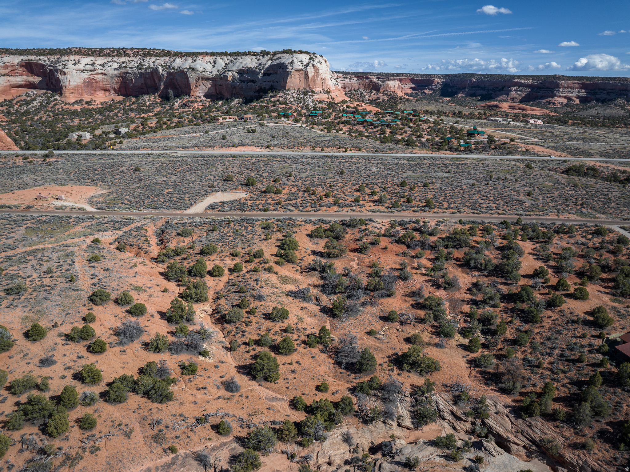 WILSON ARCH RESORT - Land