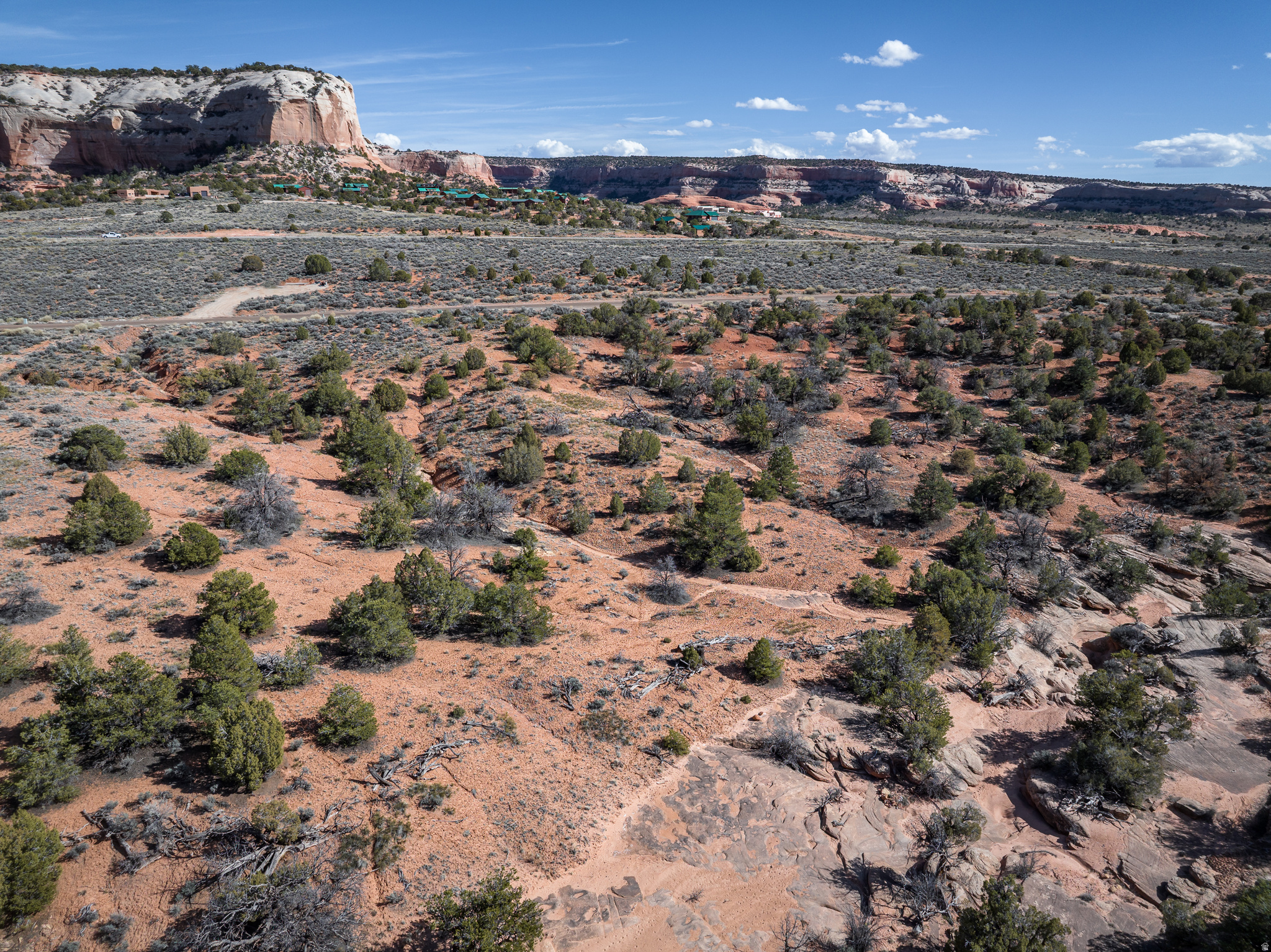 WILSON ARCH RESORT - Land