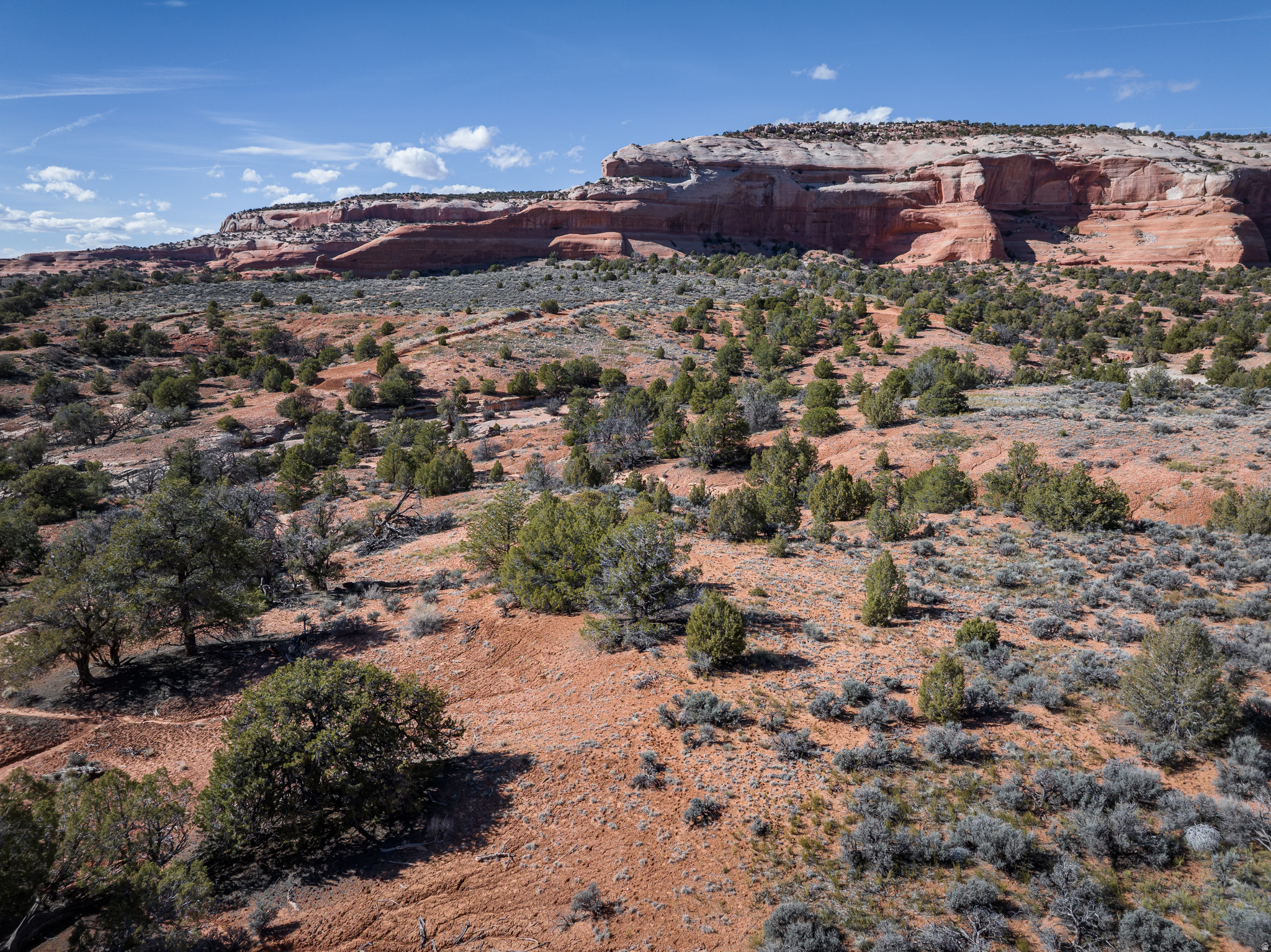 WILSON ARCH RESORT - Land