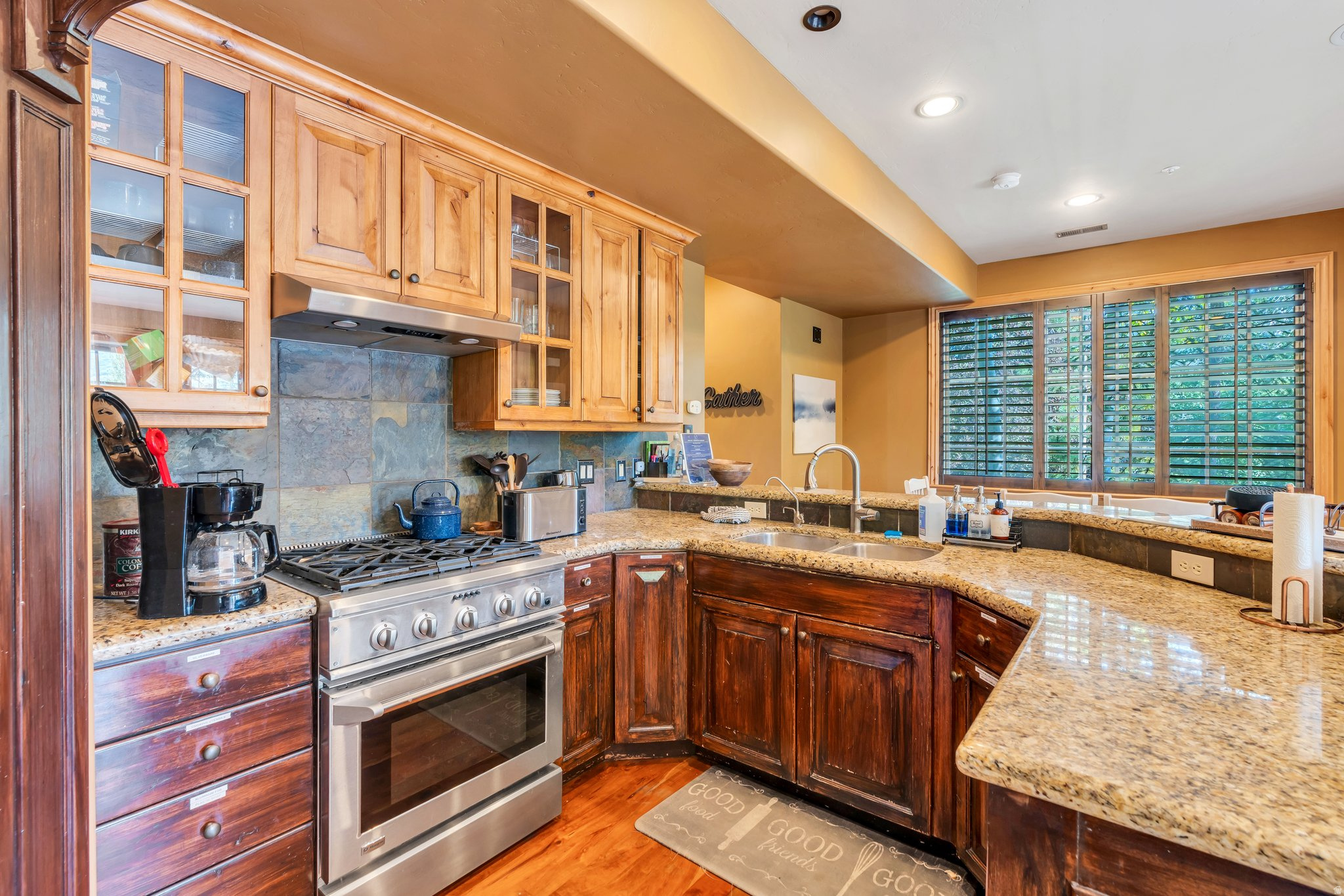 CANYON LINKS - Residential