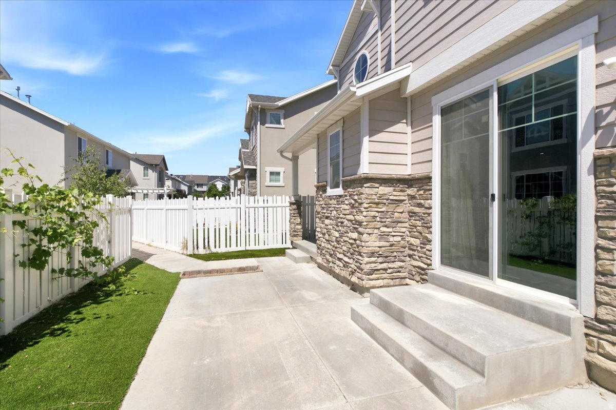 GARDEN GROVE PUD - Residential