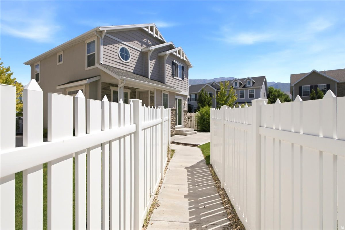 GARDEN GROVE PUD - Residential