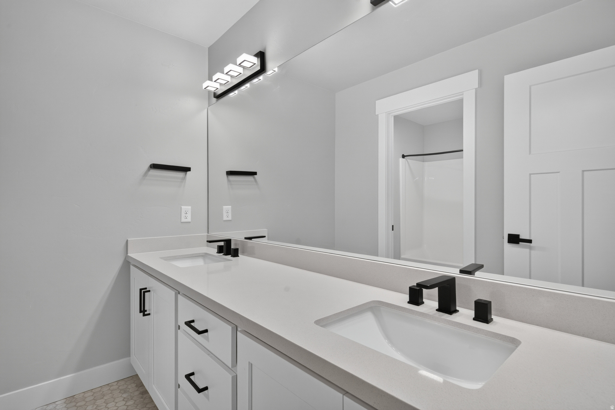 COTTONWOODS - Residential