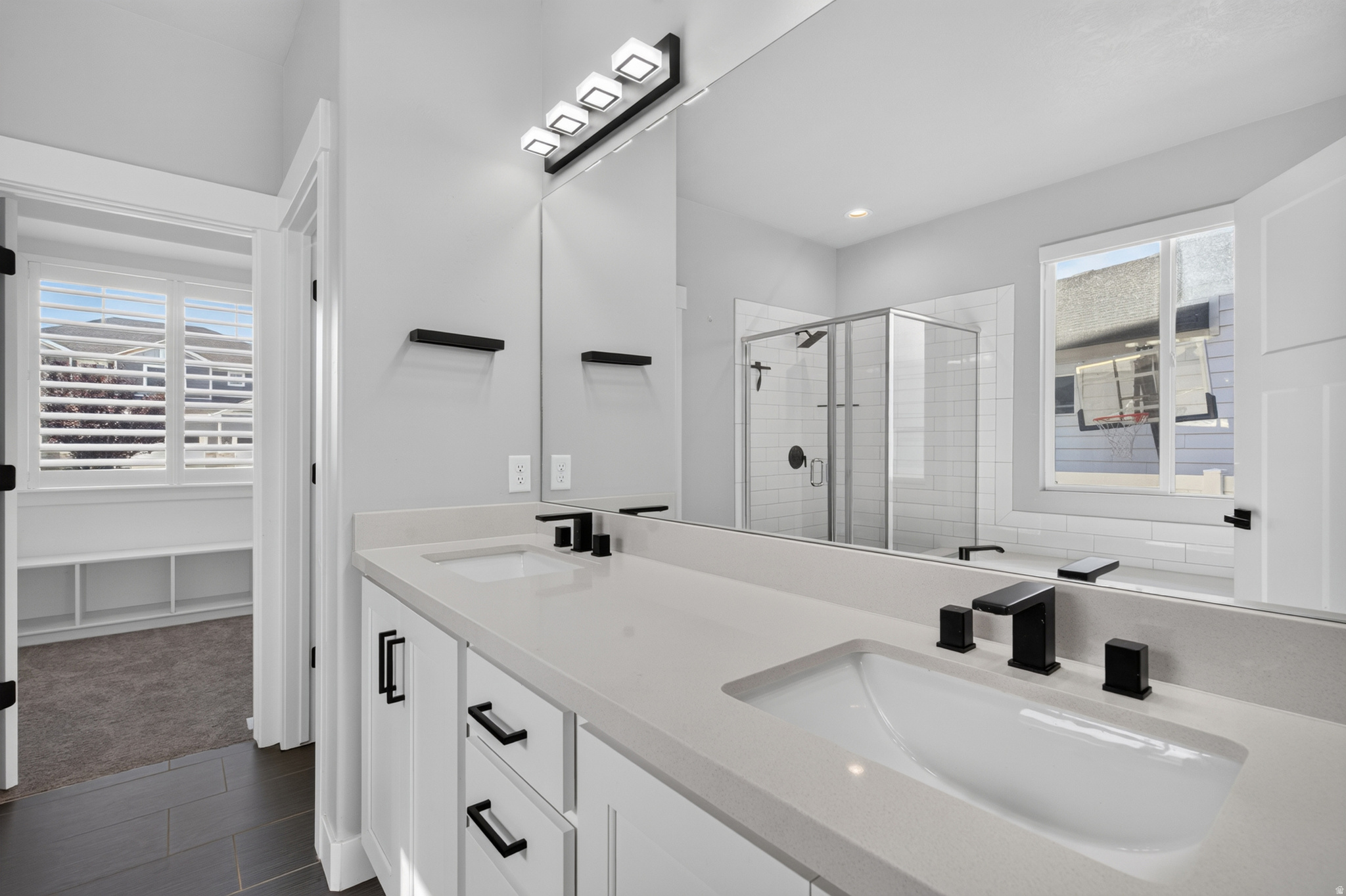 COTTONWOODS - Residential