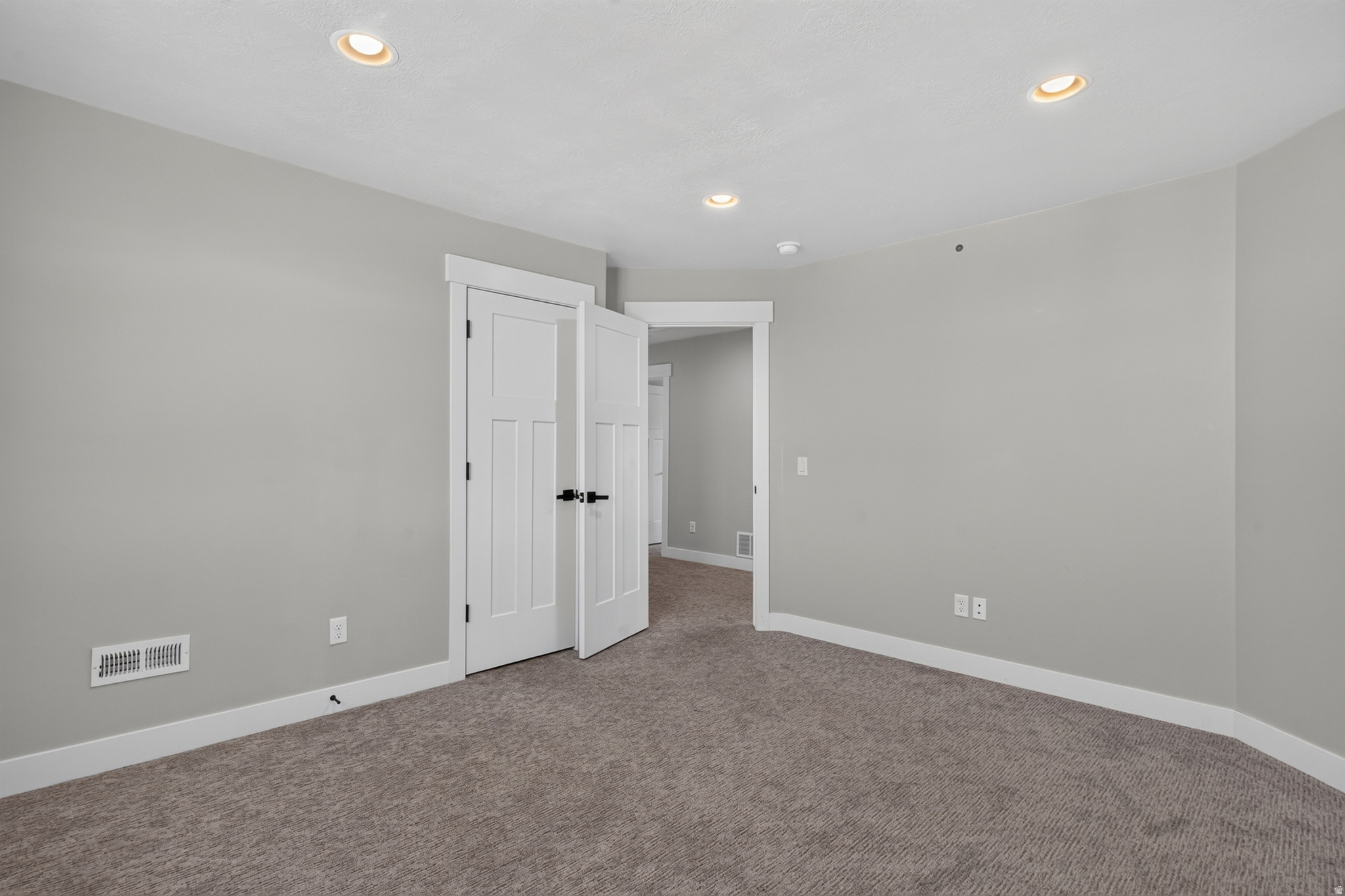 COTTONWOODS - Residential