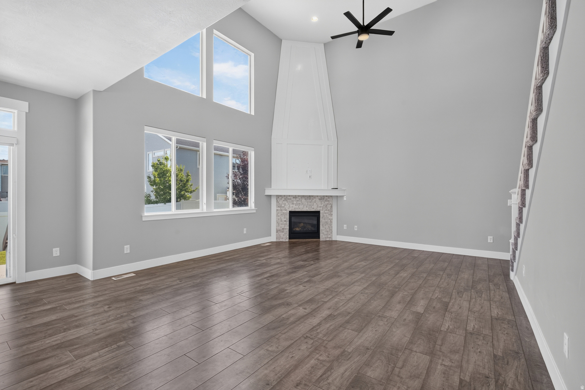 COTTONWOODS - Residential