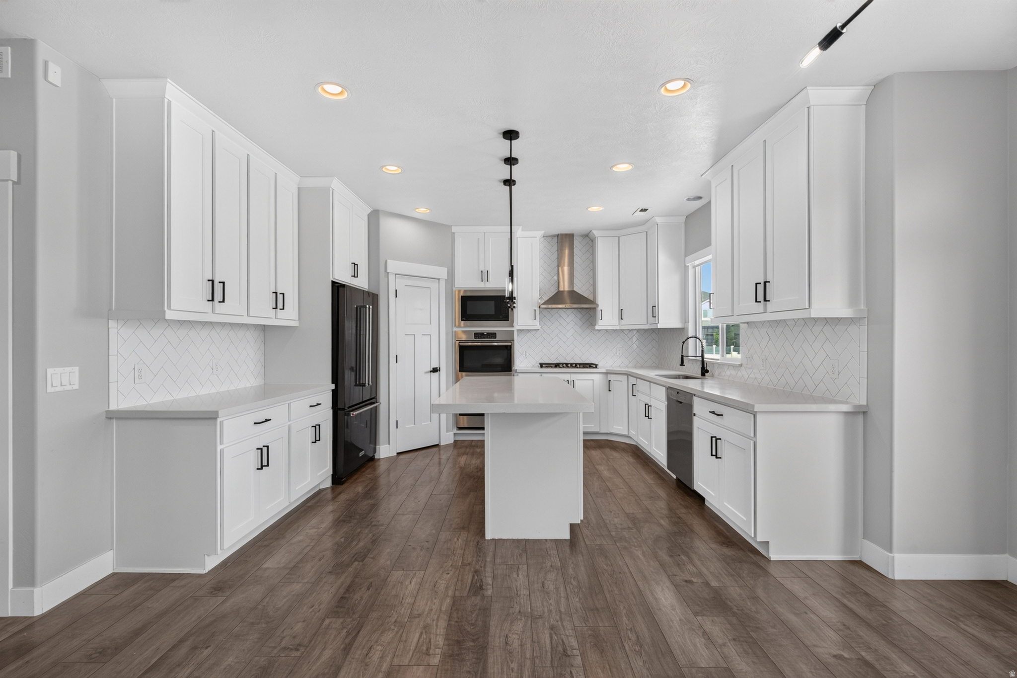 COTTONWOODS - Residential
