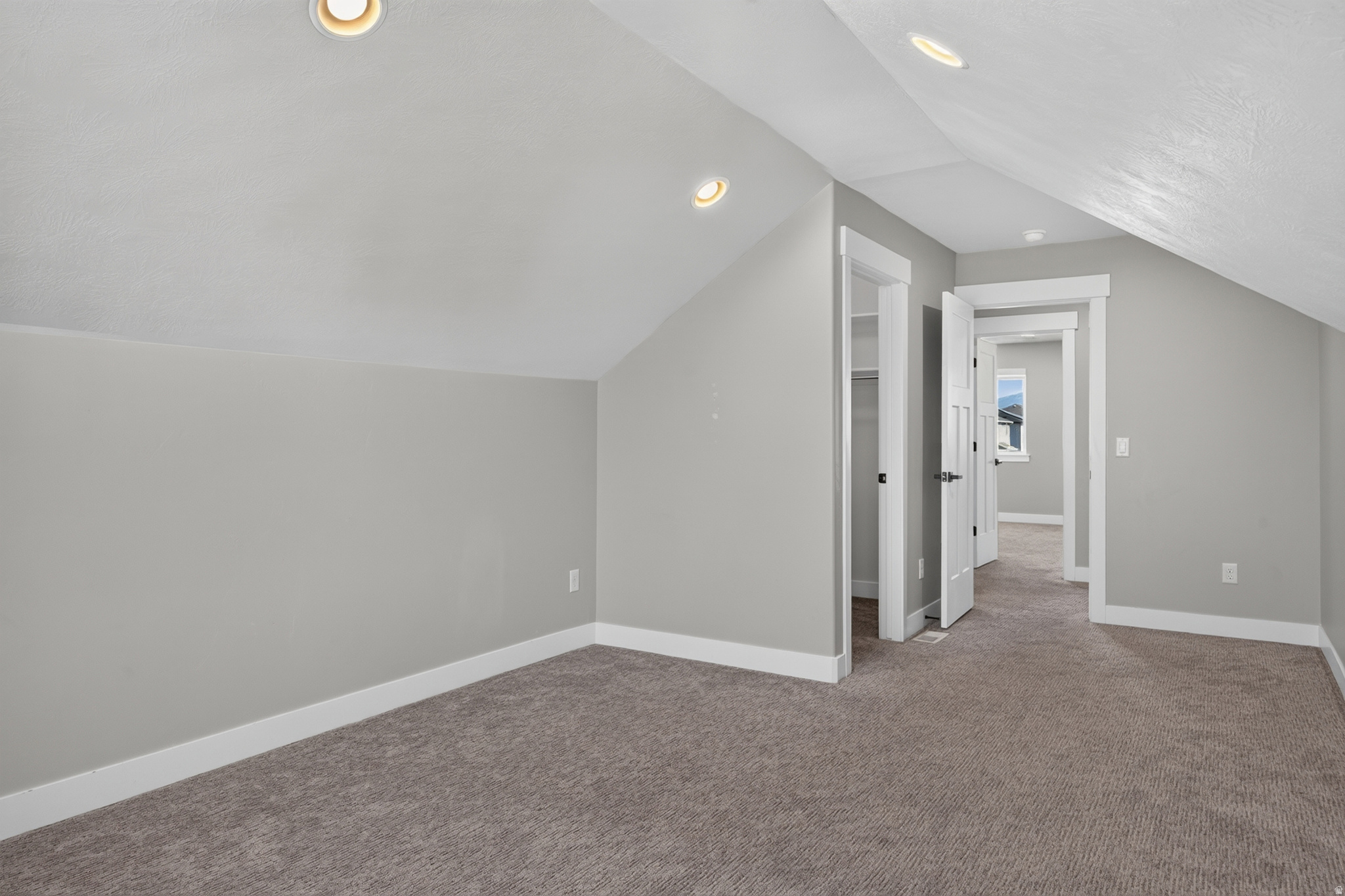 COTTONWOODS - Residential