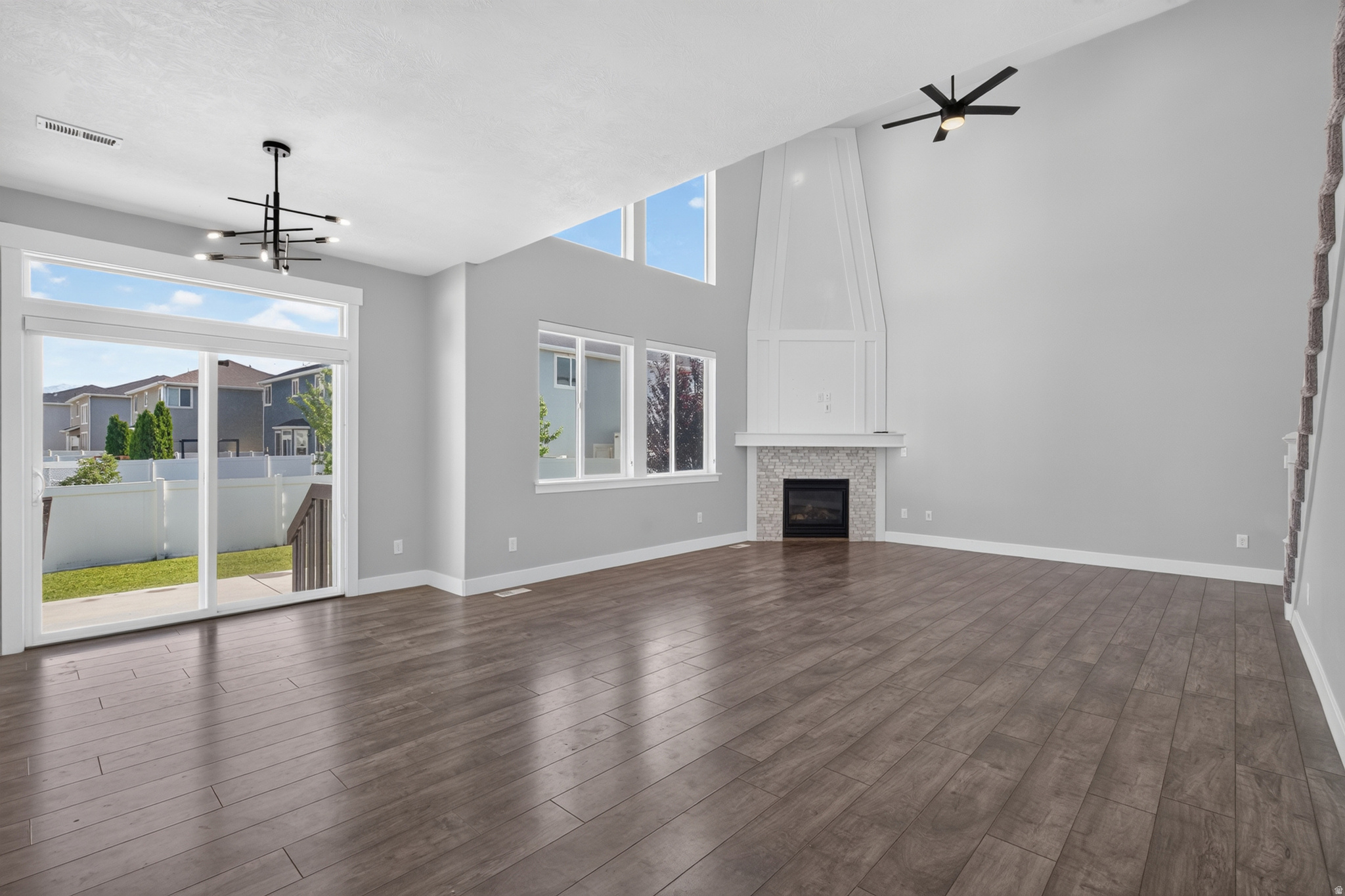 COTTONWOODS - Residential
